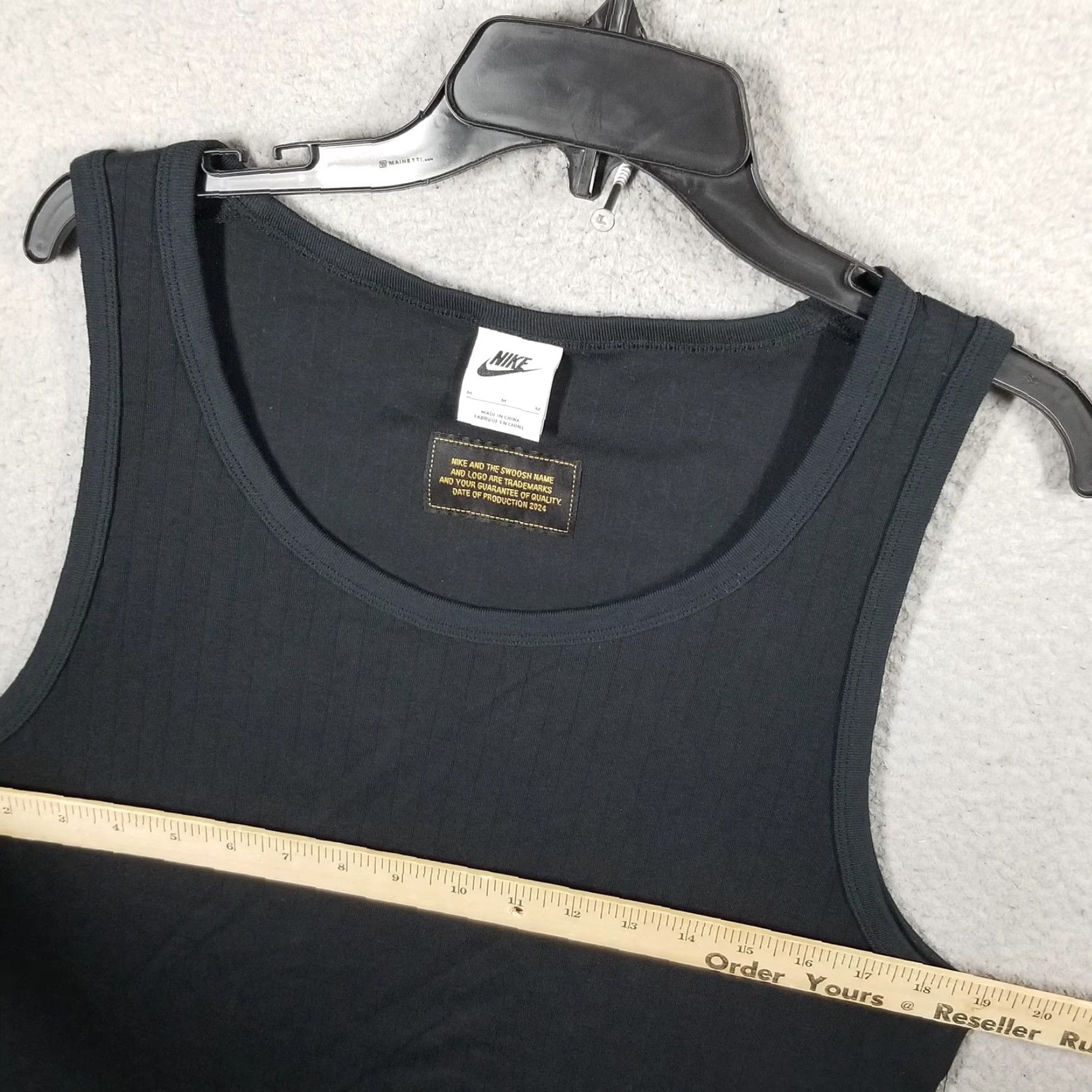 Nike NIKE Ribbed Tank Top Mens Medium Black Sleeveless Sample Embroidered Swoosh FV6606 Size US M / EU 48-50 / 2 - 7 Thumbnail