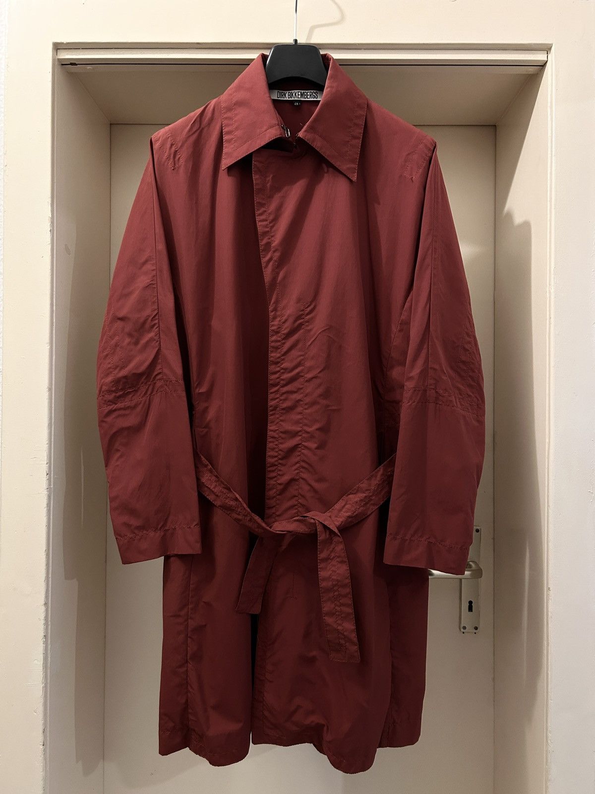 Dirk Bikkembergs S/S 1999 archive red nylon belted coat Size US M / EU 48-50 / 2 - 1 Thumbnail