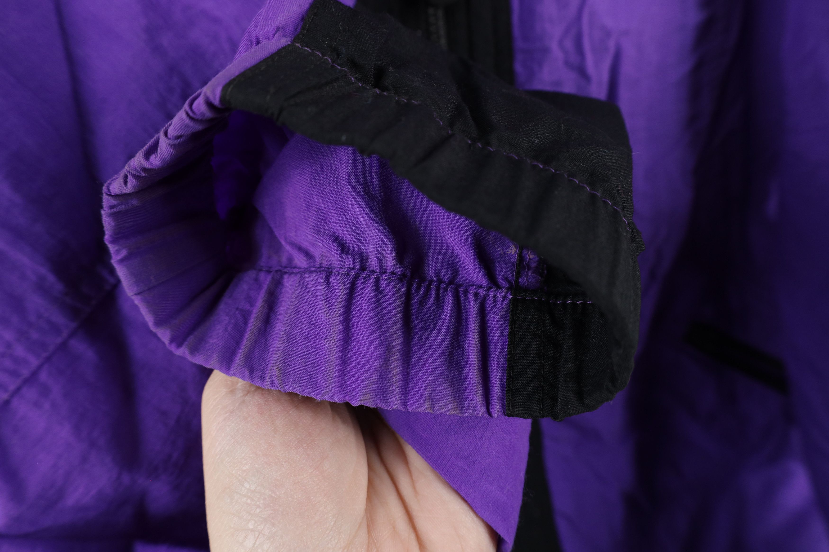 Champion × Vintage Vintage 90s Champion Reflective Windbreaker Jacket Purple Size L / US 10 / IT 46 - 6 Thumbnail