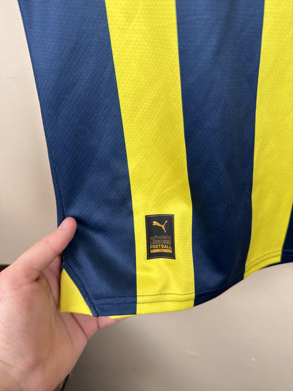 Puma Fenerbahce 2023 2024 Jersey Puma Home Kit Football Soccer M Size US M / EU 48-50 / 2 - 11 Thumbnail