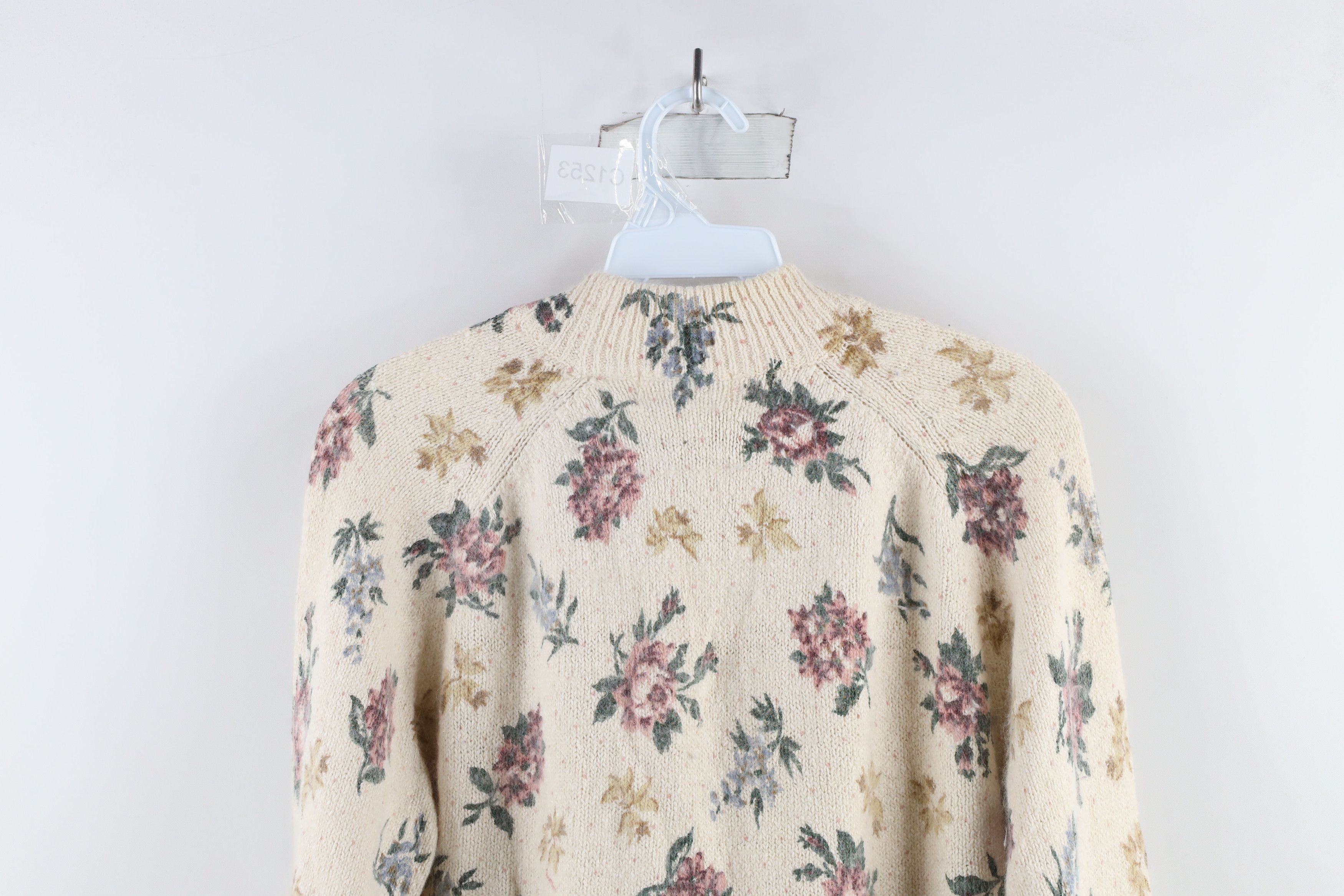 Vintage Vintage 90s Country Primitive Wool Knit Flower Sweater Size M / US 6-8 / IT 42-44 - 8 Thumbnail