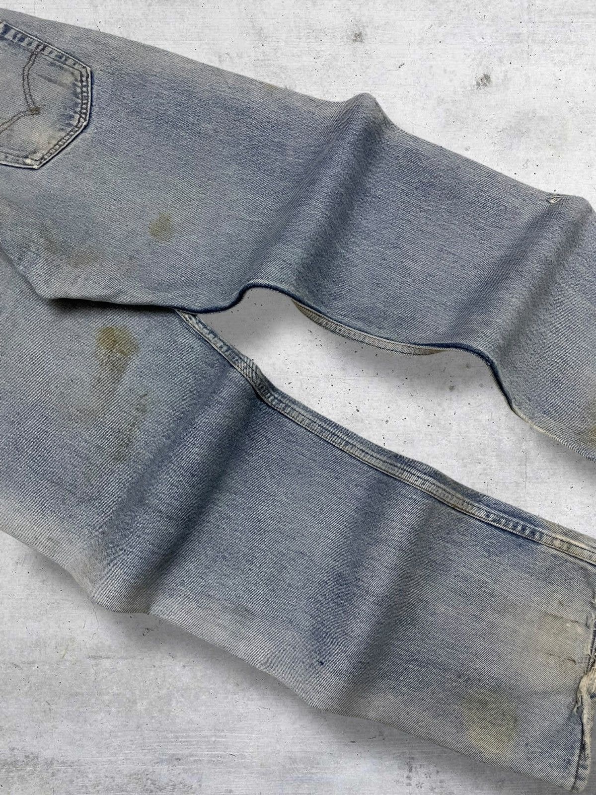 Levi's Vintage Clothing VINTAGE 501 LEVIS OG 90S DISTRESSED MUDWWASH STYLE DENIM Size US 34 / EU 50 - 15 Thumbnail