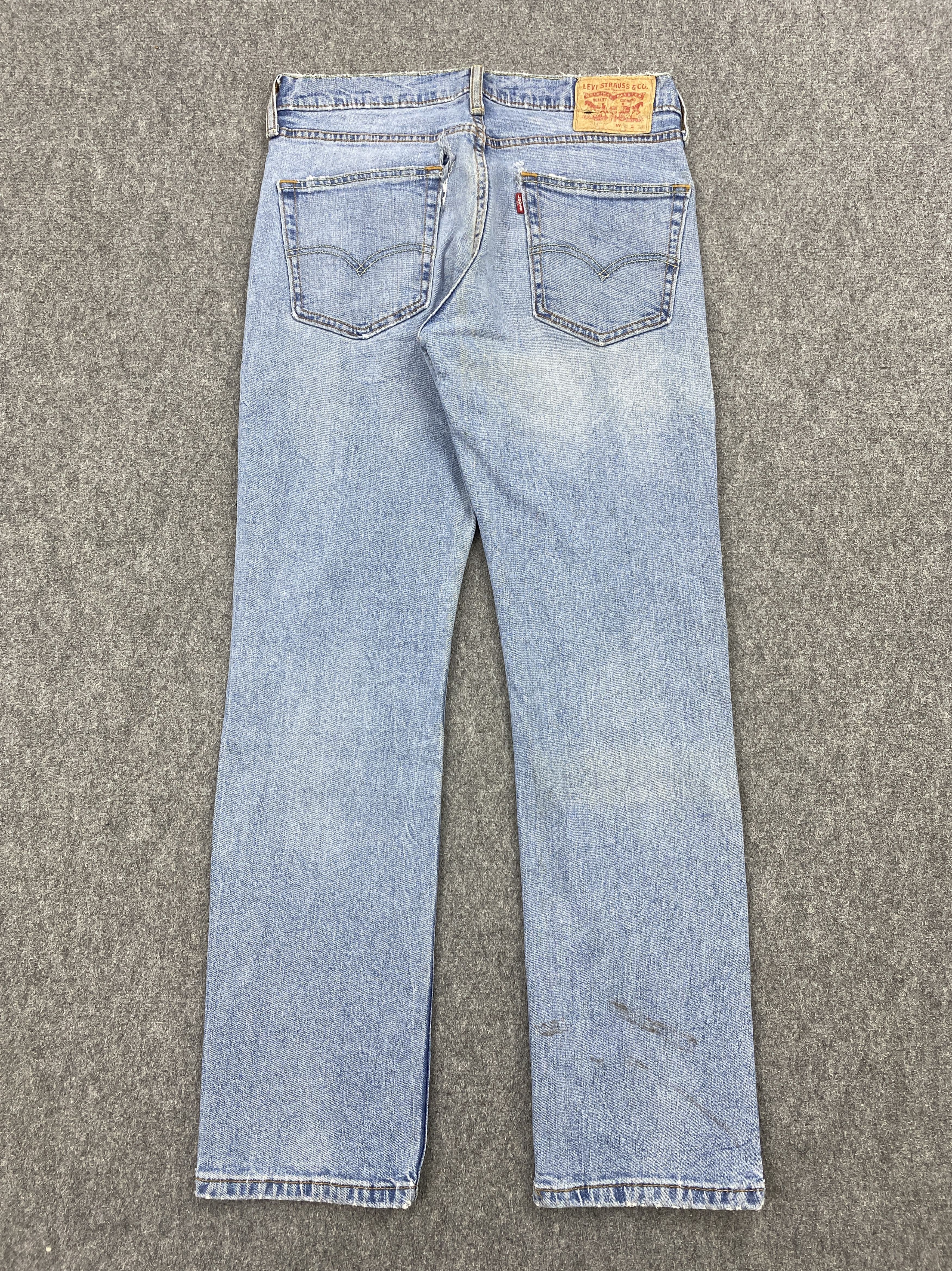 Levi's × Vintage Faded Blue Vintage Levis 514 Distressed Jeans Size US 28 / EU 44 - 3 Thumbnail