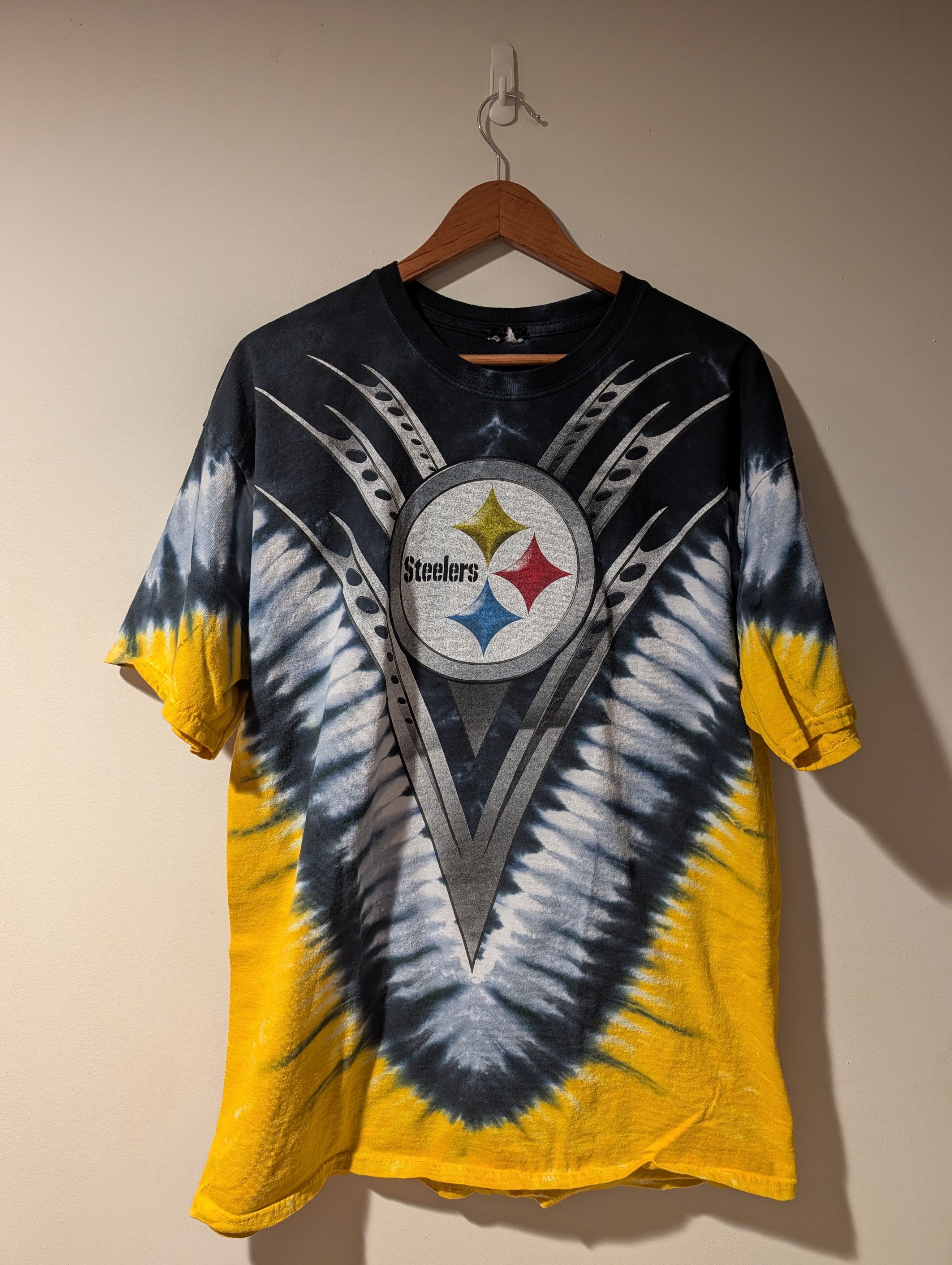 NFL Vintage Pittsburgh Steelers T Shirt XL Tie Dye V Pattern NFL Size US XL / EU 56 / 4 - 1 Thumbnail