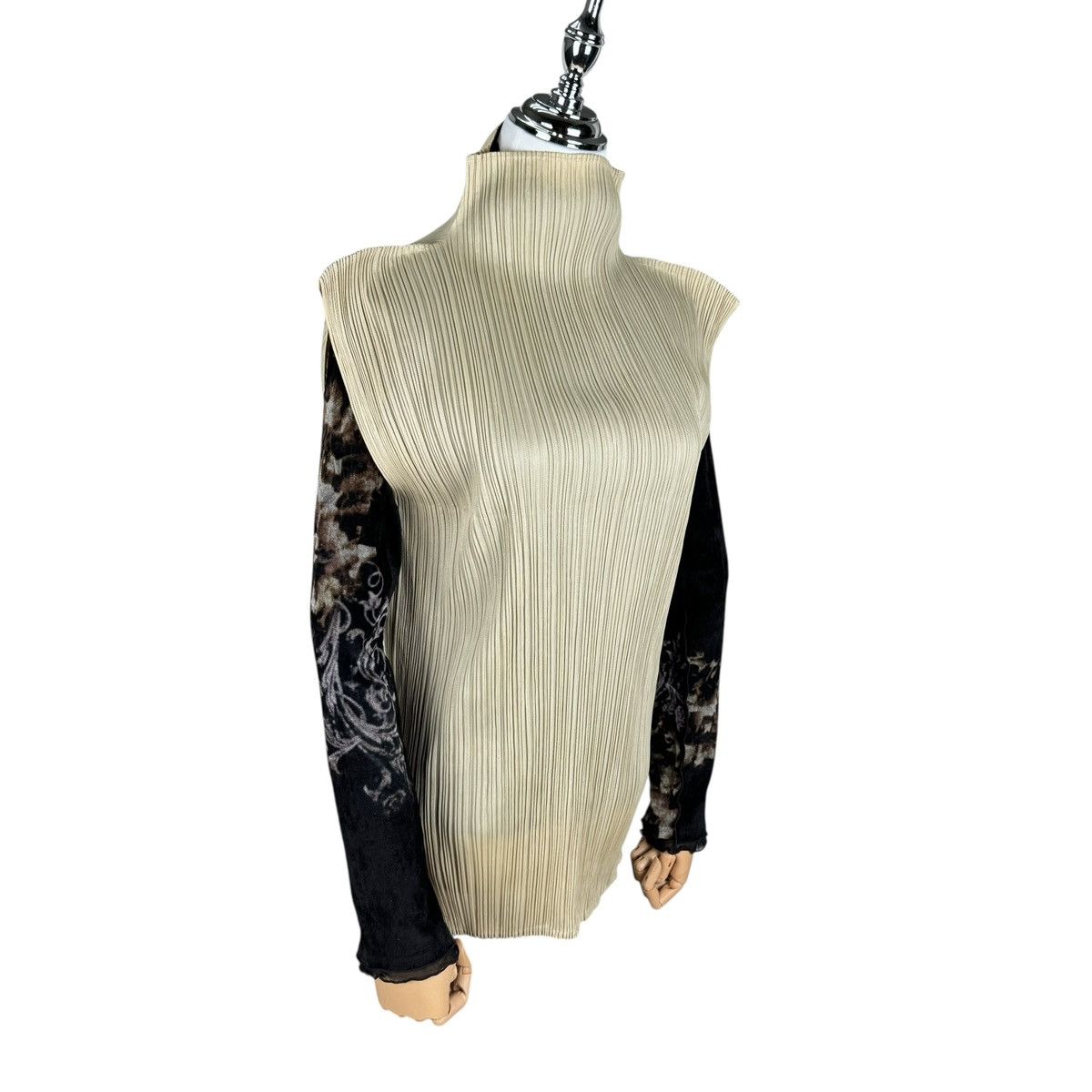 Pleats Please Issey Miyake ☀️PLEATS PLEASE ISSEY MIYAKE HIGH NECK JACKET Size L / US 10 / IT 46 - 1 Thumbnail