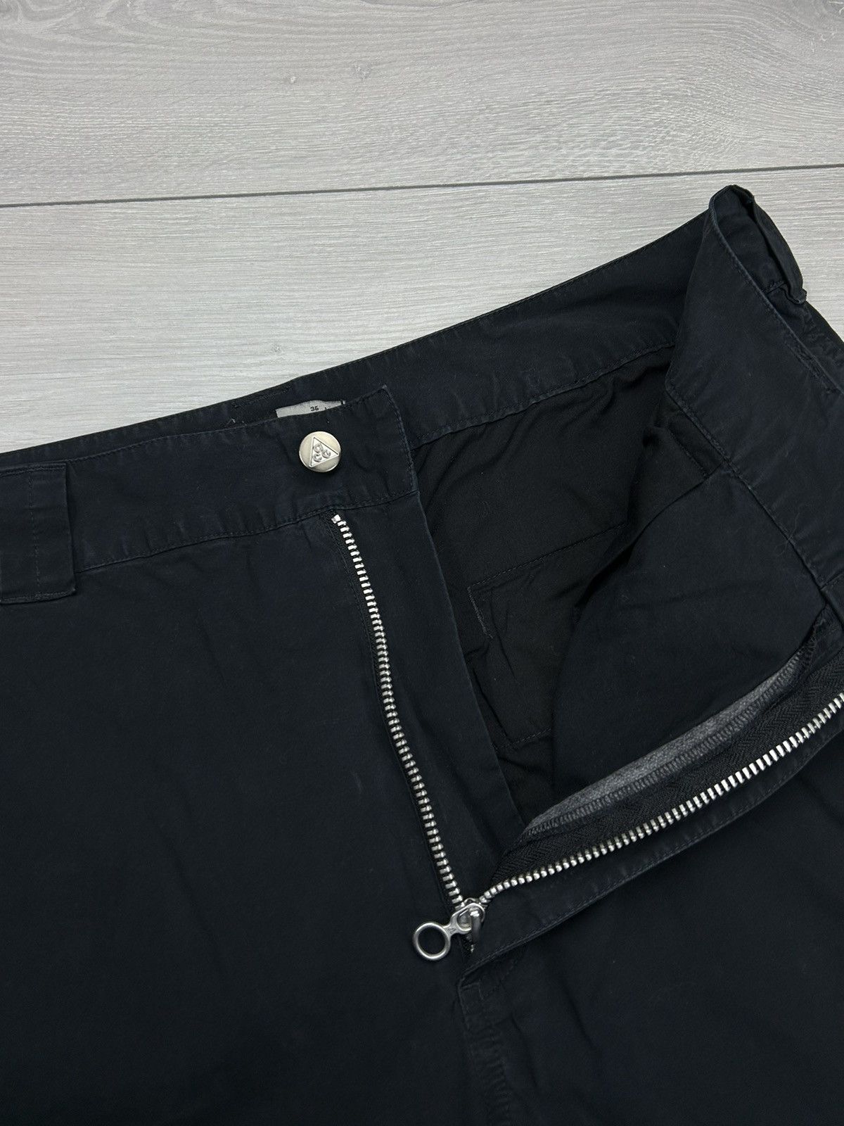 Nike ACG × Vintage Nike ACG Vintage Cargo Black Pant Size 36 Size US 36 / EU 52 - 5 Thumbnail