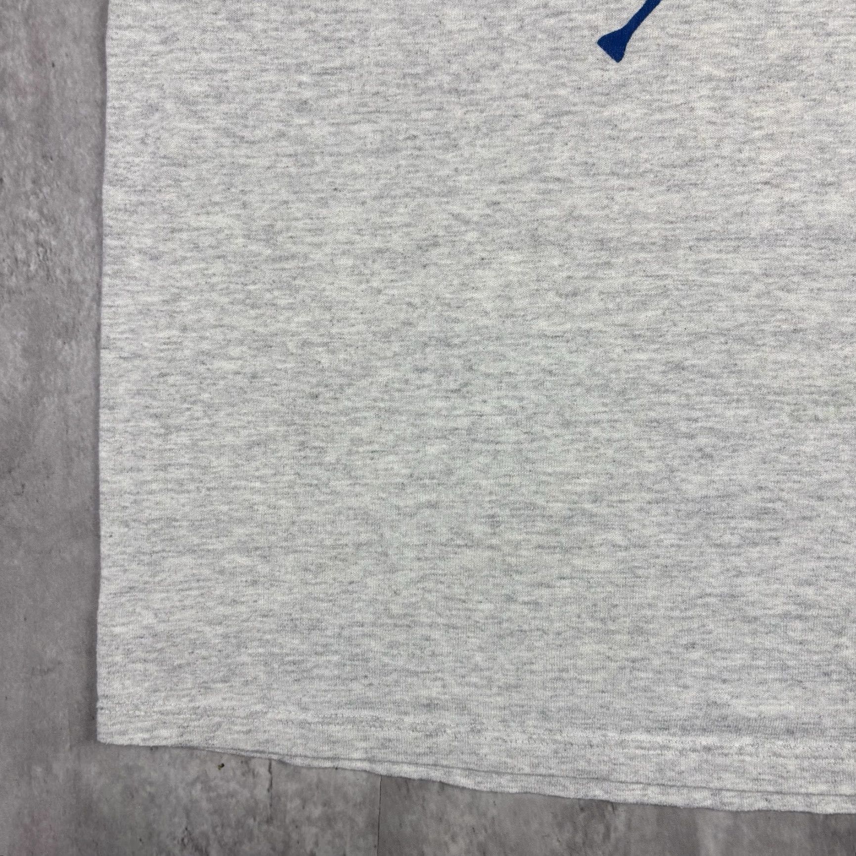 Hanes VINTAGE Hanes T-Shirt Mens Large Gray 80s 90s USA Beach Graphic Print Crew Neck Short Sleeve Size L Size US L / EU 52-54 / 3 - 7 Thumbnail