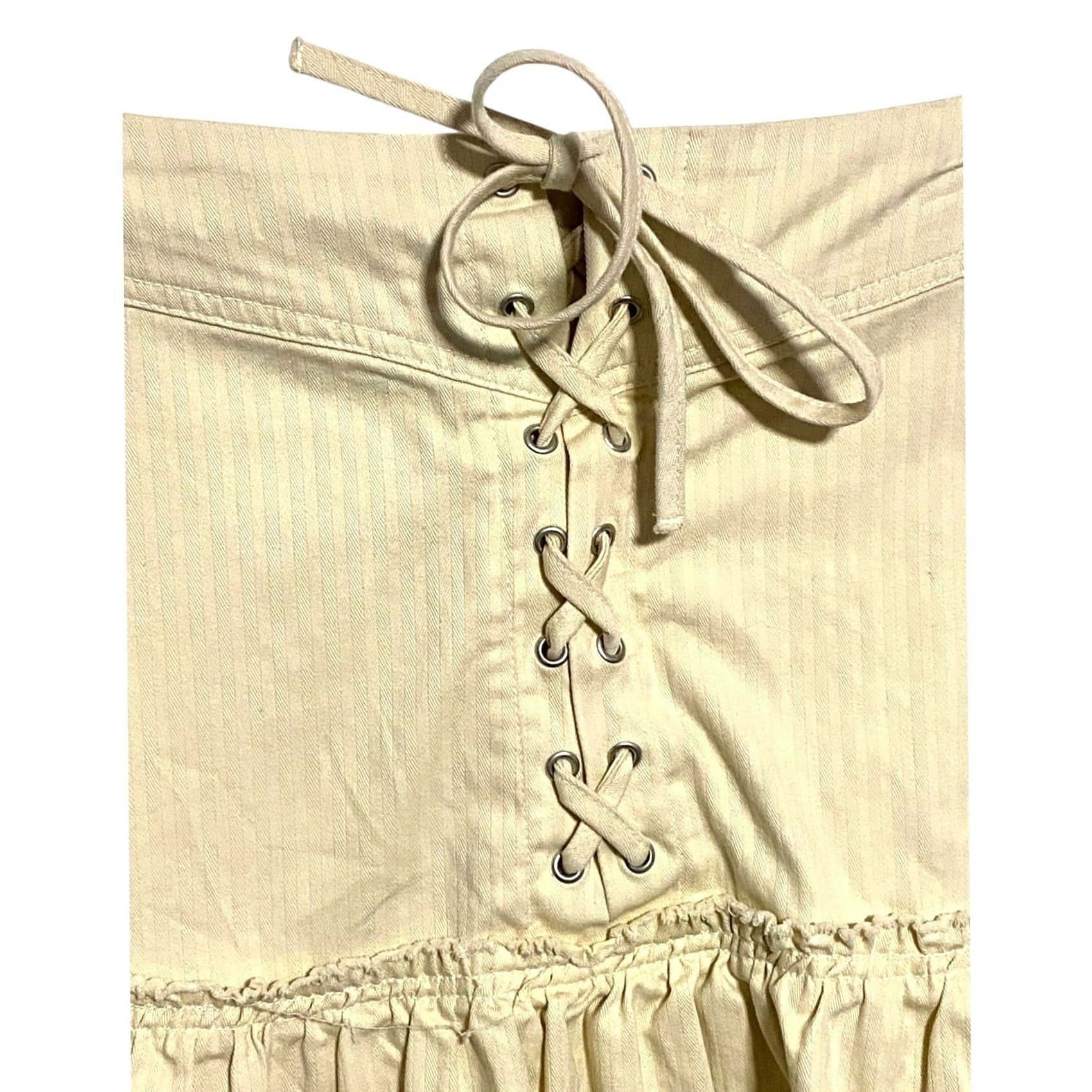 Forever 21 FOREVER 21 Lace Up Mini Skirt Plus 1X Ruffle Hem Flounce Coquette Milkmaid Y2K Skirt Women Plus 1X Cream Short Size 40" / US 18 - 2 Thumbnail