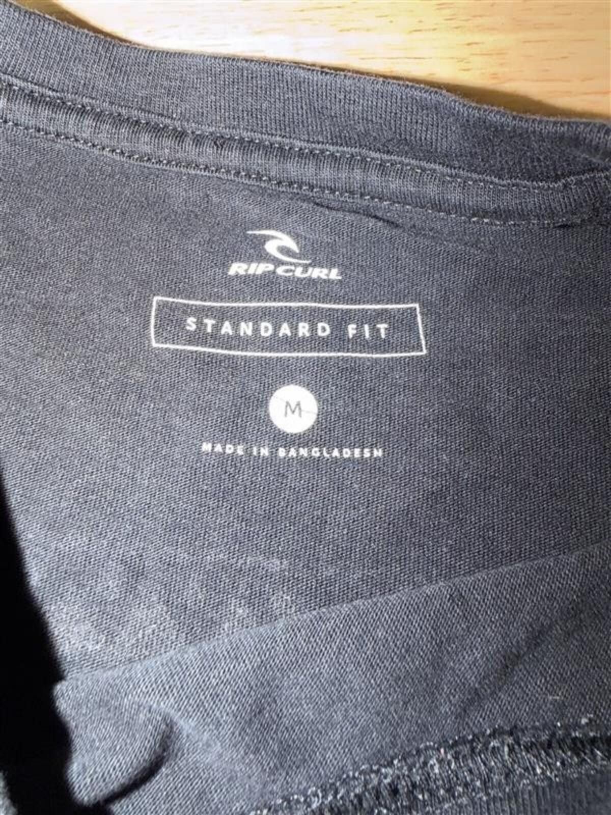 Rip Curl Rip Curl Surf Graphic Tee Medium Black Standard Fit Back Hit Size US M / EU 48-50 / 2 - 3 Thumbnail