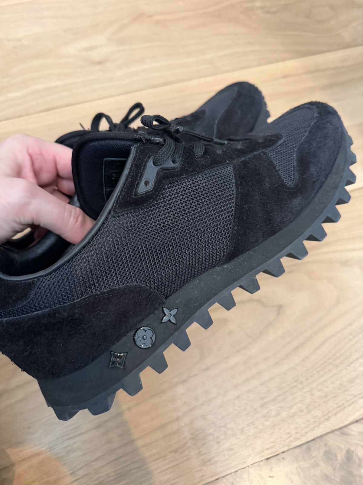 Louis Vuitton Louis Vuitton Suede & Mesh Trainer Sneakers Size US 9.5 / EU 42-43 - 2 Thumbnail