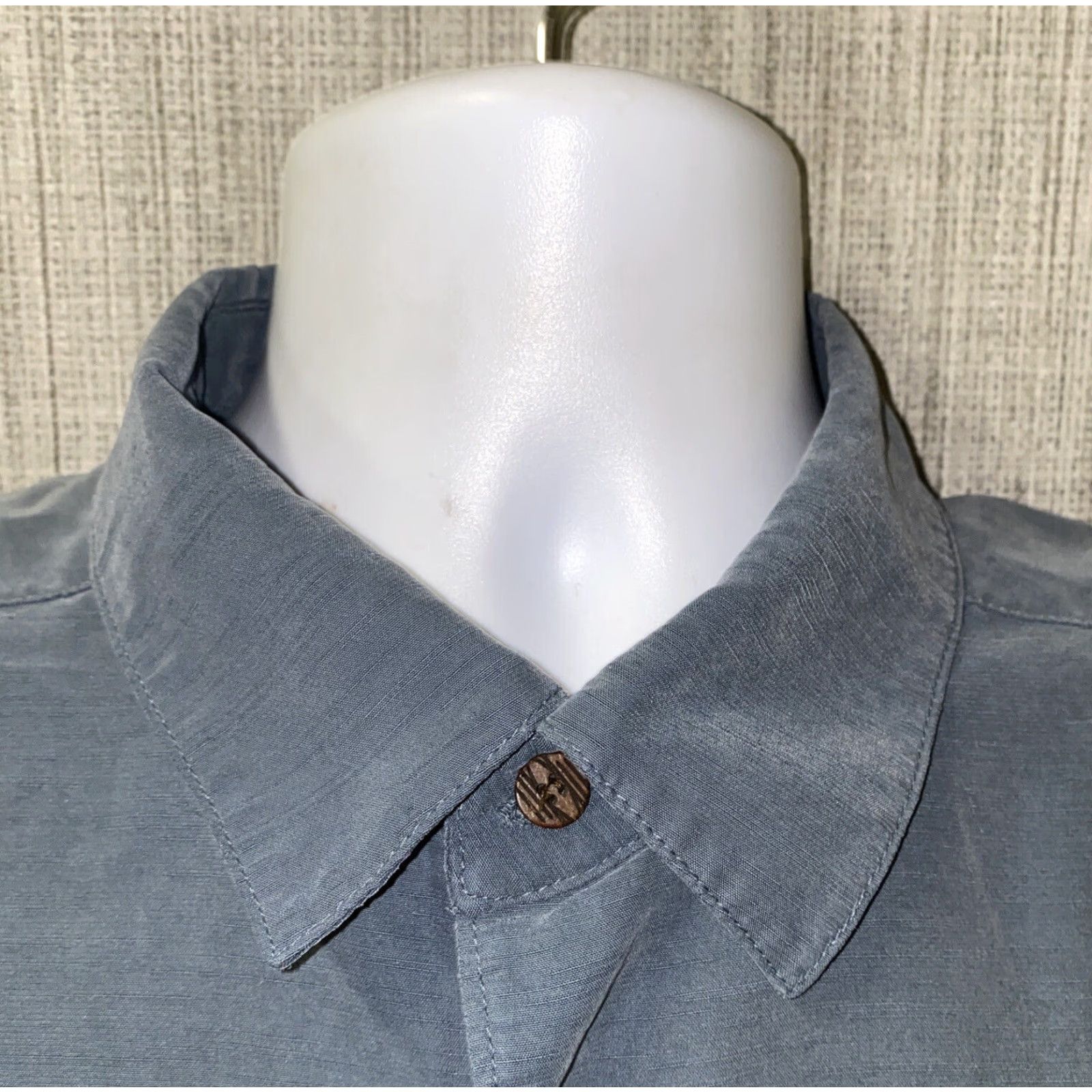 Quiksilver Quiksilver Waterman Mens Blue Short Sleeve Aloha Style Hawaiian Shirt Size L Size US L / EU 52-54 / 3 - 3 Thumbnail