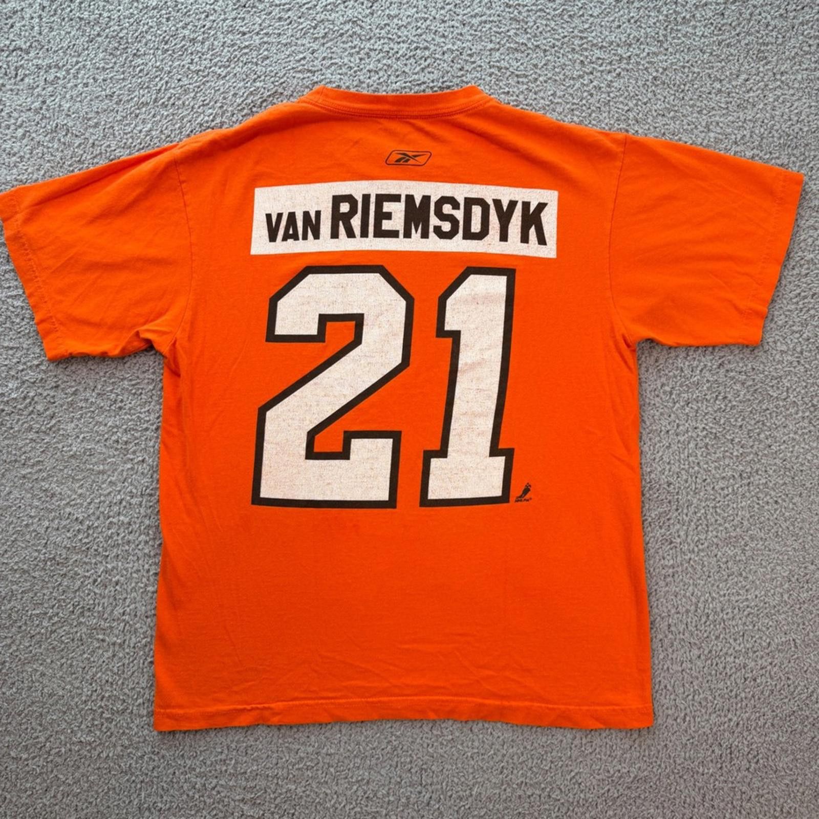 Reebok Reebok Philadelphia Flyers James van Riemsdyk 21 NHL T Shirt Size US M / EU 48-50 / 2 - 2 Thumbnail