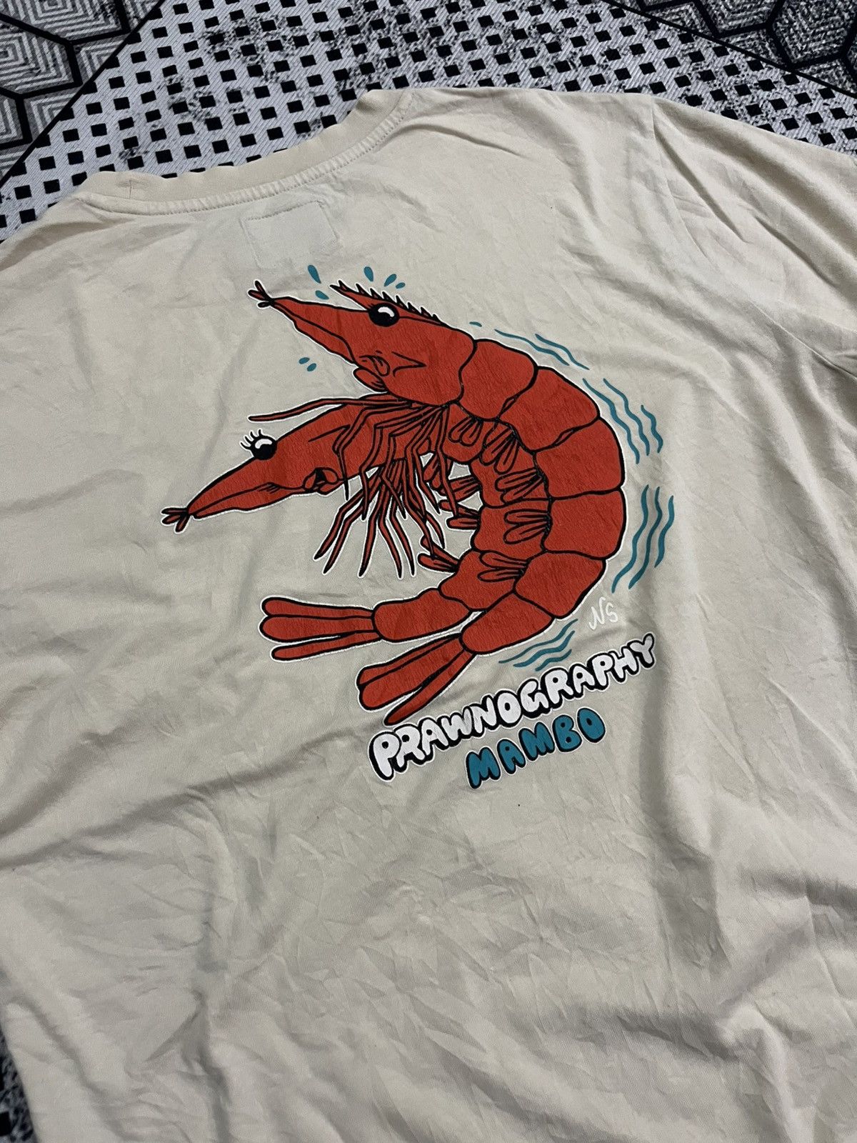 Mambo 💥Vintage Y2K Mambo Prawnography Surf De Luxe T Shirts Size US M / EU 48-50 / 2 - 2 Thumbnail
