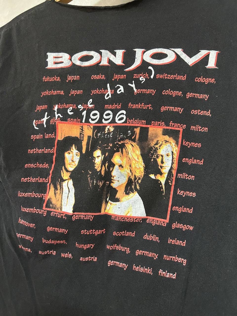 Bon Jovi × Vintage Vintage Bon Jovi These days Band T-shirt 1996 Size US M / EU 48-50 / 2 - 3 Thumbnail
