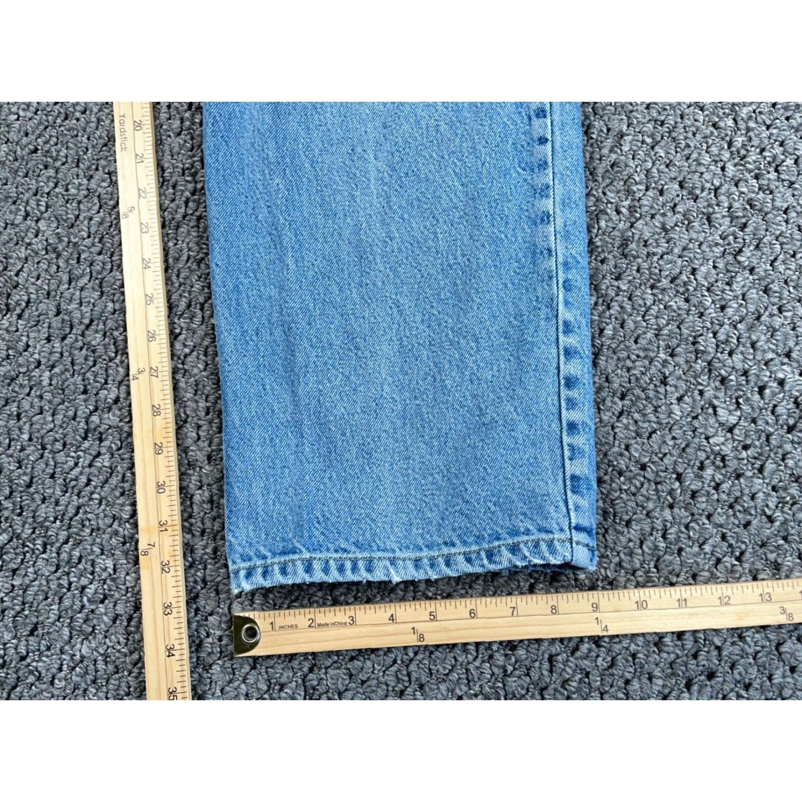 Tommy Hilfiger VINTAGE Tommy Hilfiger Straight Leg Jeans Mens 36 x 34 Light Blue Denim Spell Out 90s Hip Hop Size US 36 / EU 52 - 6 Thumbnail