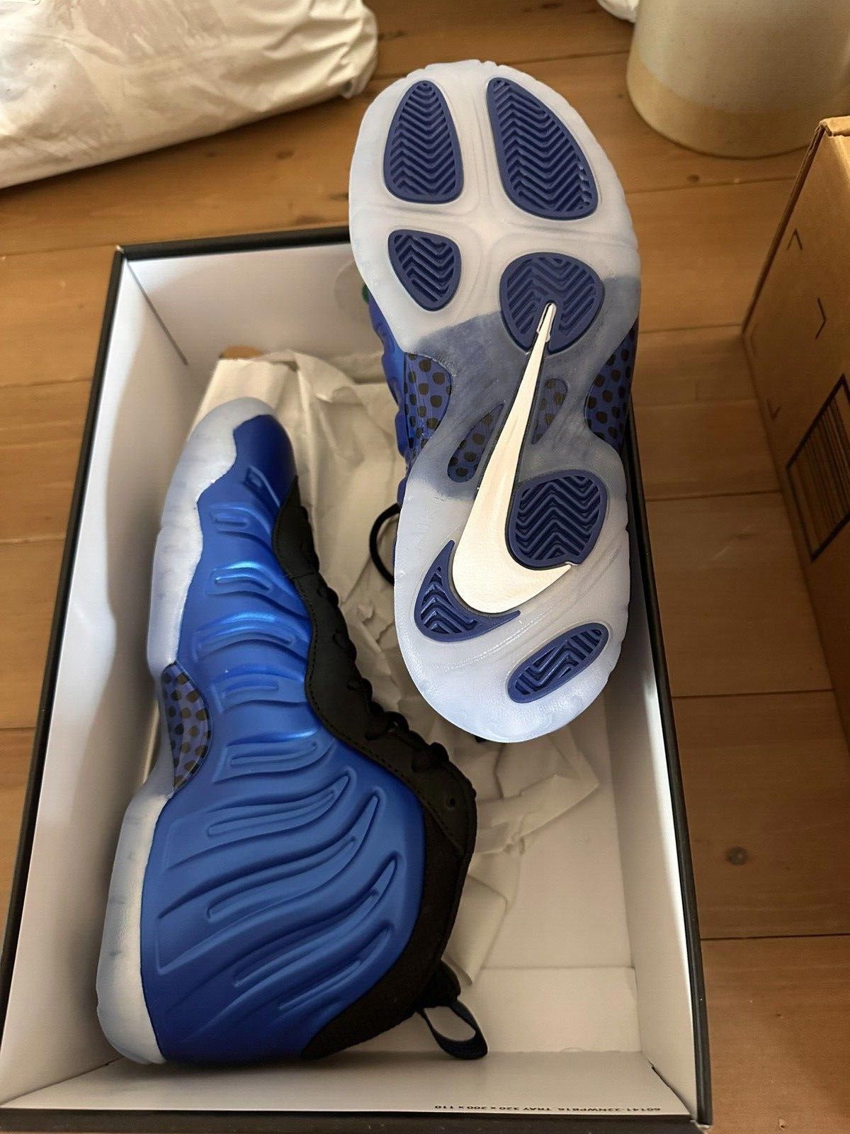 Nike Nike Size 5 Little Posite One Grade School Royal Blue Size US 5 / EU 37 - 8 Thumbnail