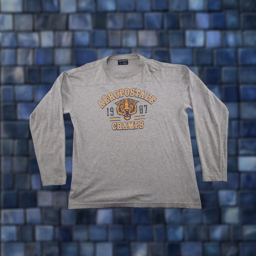 Vintage VINTAGE Aeropostale Tigers Spell Out Long Sleeve Shirt Mens L Gray 90s Shirts Mens Size US L / EU 52-54 / 3 - 1 Thumbnail