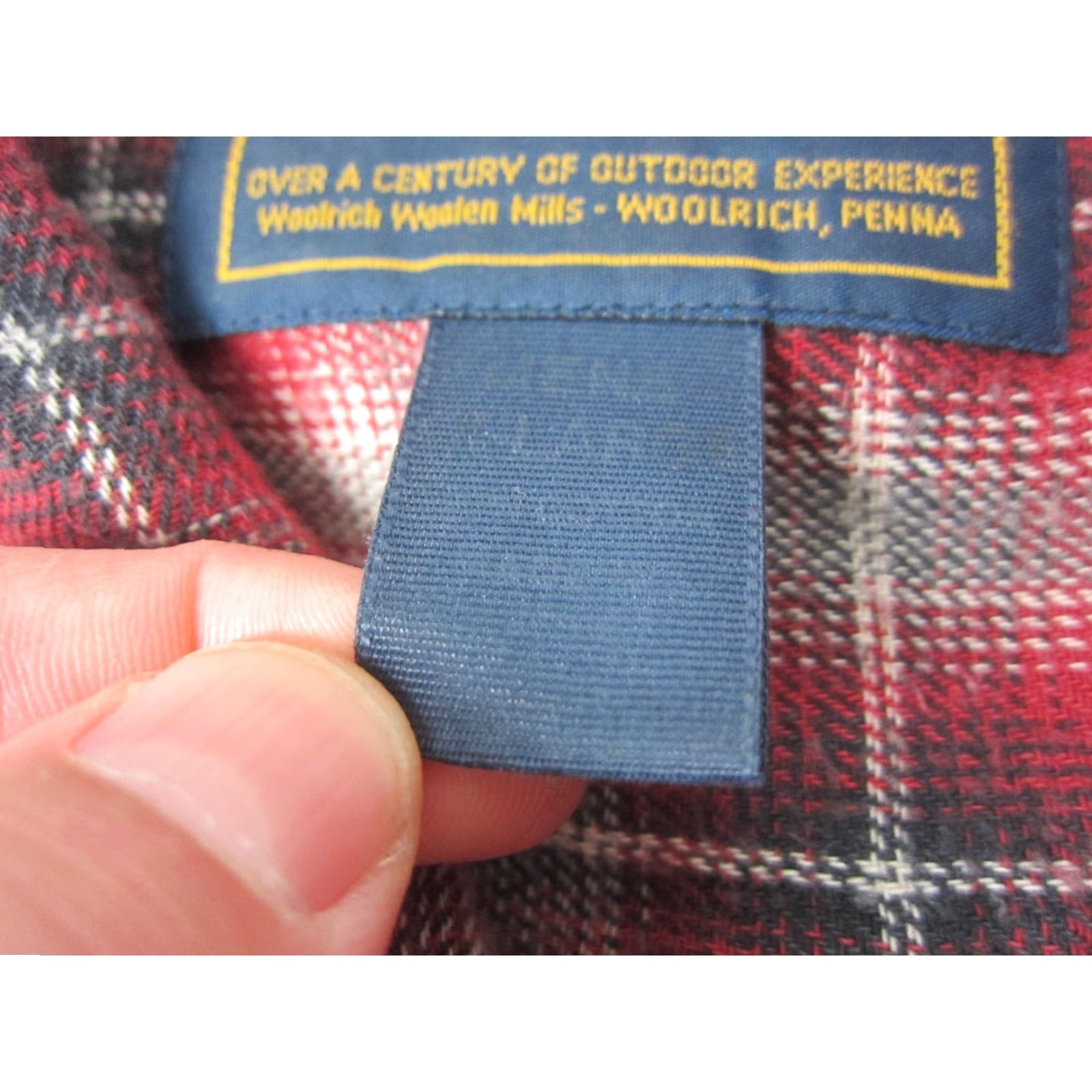 Vintage VINTAGE Woolrich Shirt Mens XL Red Plaid Button-Down Woolrich Shirted? Size US XL / EU 56 / 4 - 5 Thumbnail