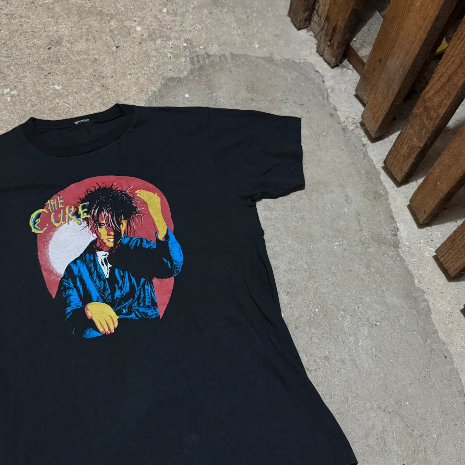Band Tees Vintage 90s The Cure t-shirt Size US M / EU 48-50 / 2 - 4 Thumbnail
