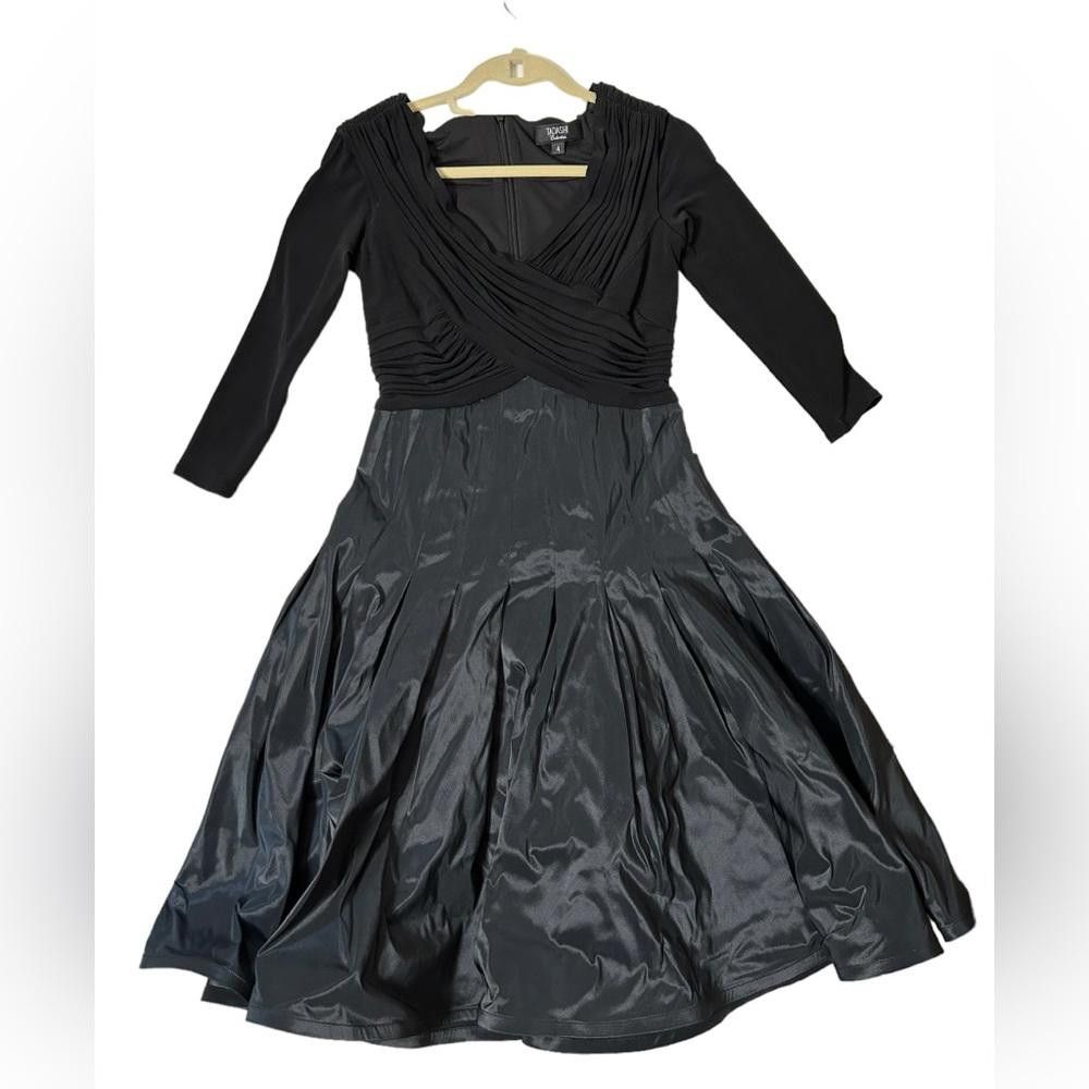 Designer Tadashi Shoji l Pleated A Line Skirt Dress Size 4 Size S / US 4 / IT 40 - 2 Thumbnail