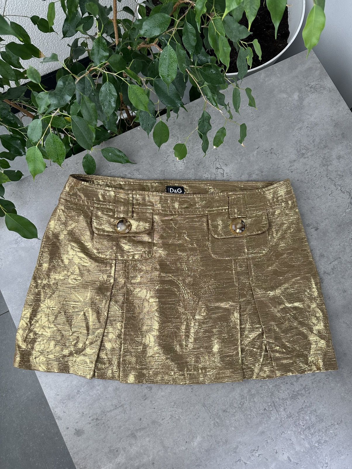 image of Archival Clothing x Dolce Gabbana Dolce&gabbana Mini Skirt in Gold, Women's (Size 30)