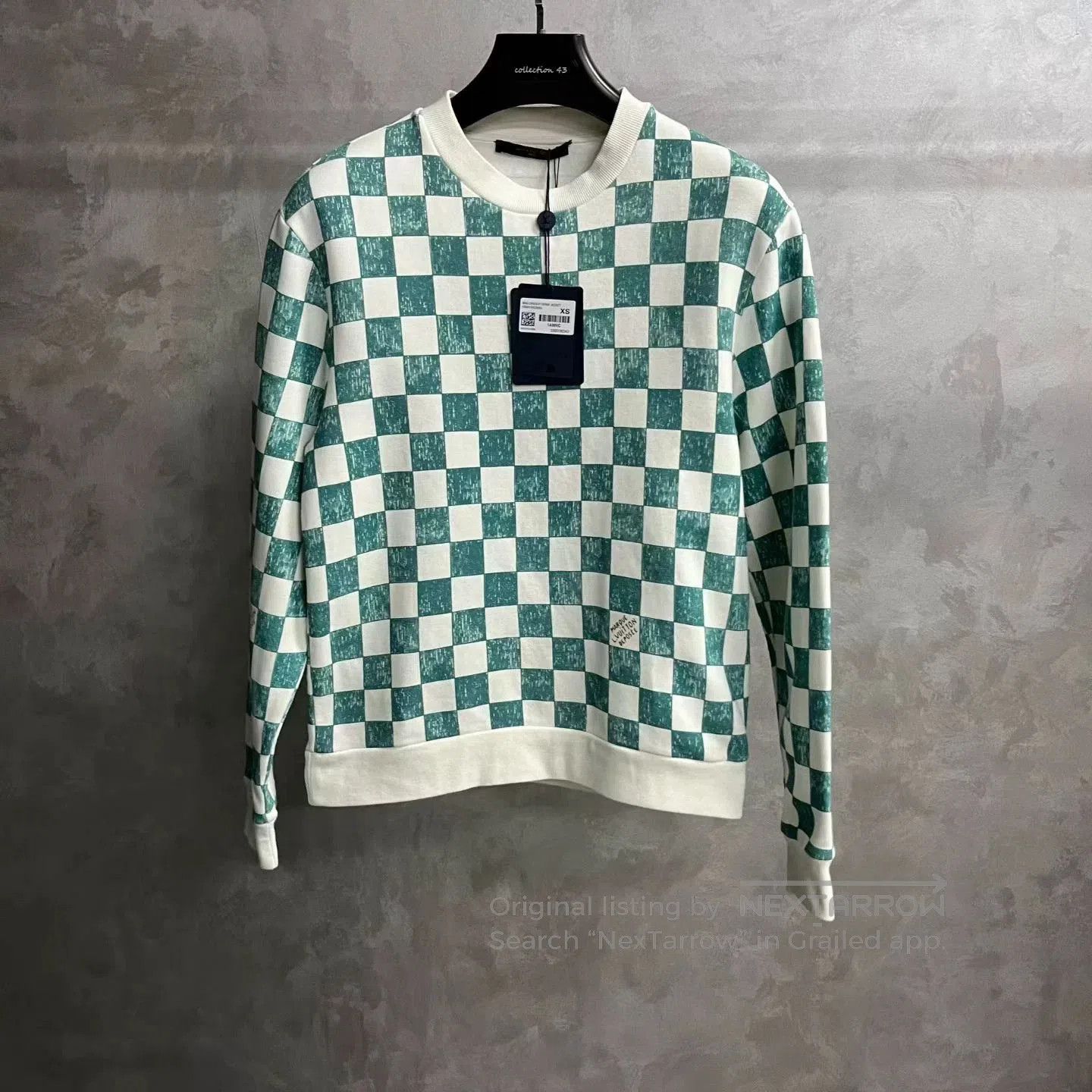 Louis Vuitton Louis Vuitton Blue White Checkered Sweater. Size XS / US 0-2 / IT 36-38 - 1 Thumbnail