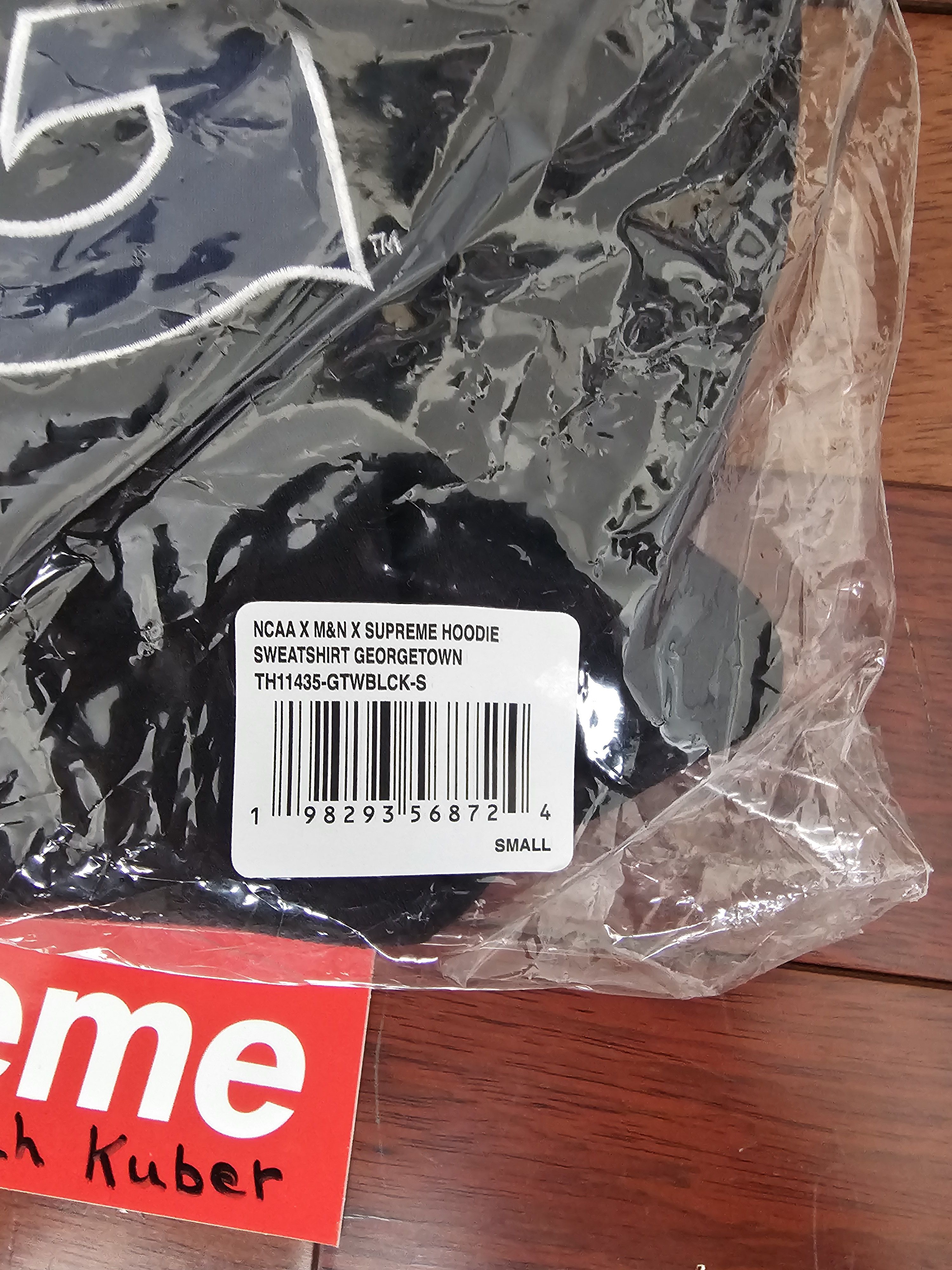 Mitchell & Ness × NCAA × Supreme Supreme NCAA Mitchell & Ness Black Hoodie FW24 Size US S / EU 44-46 / 1 - 6 Thumbnail