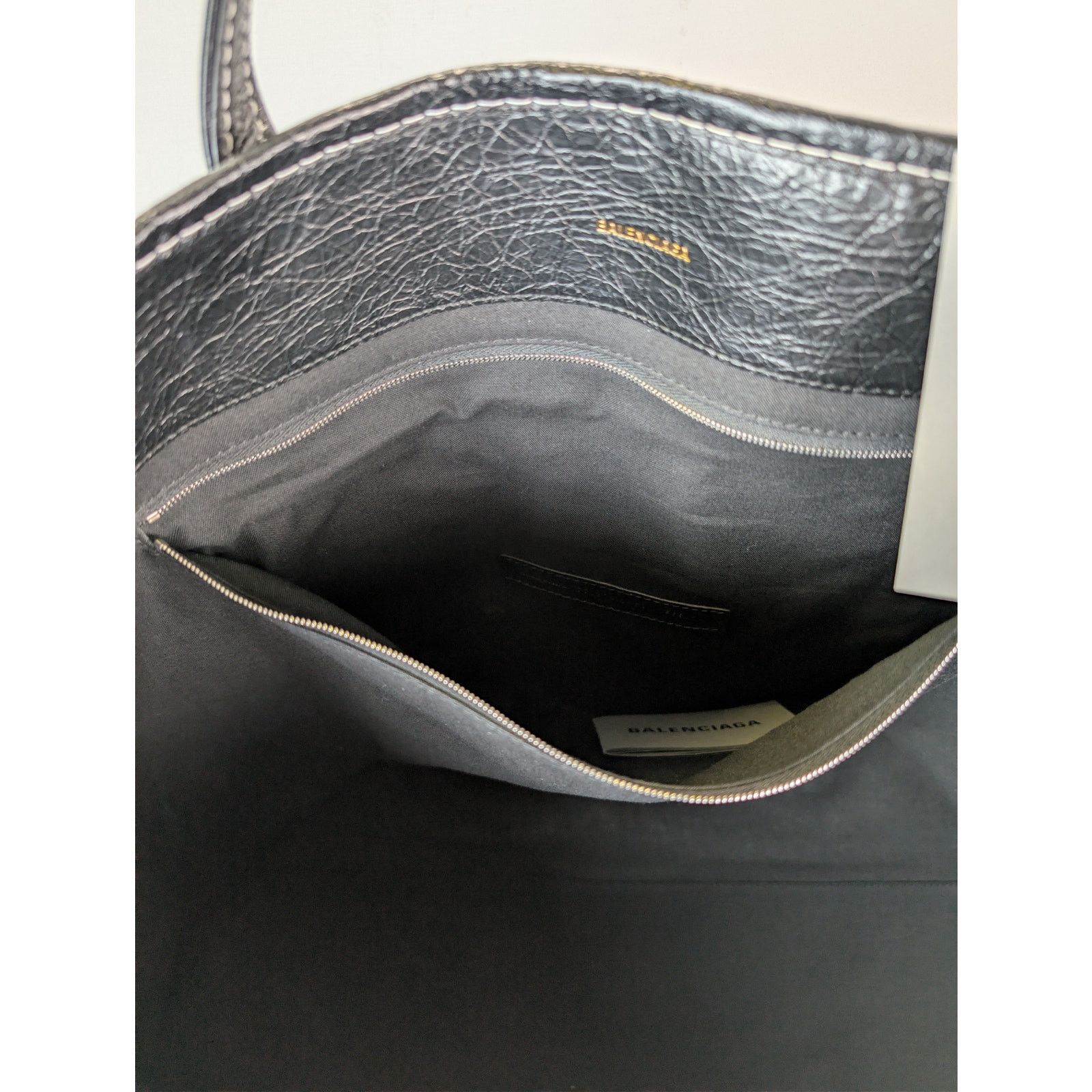 Balenciaga o1rshd1 Striped Arena Lamb PA Shatelet Carry All Tote Bag Size ONE SIZE - 17 Thumbnail