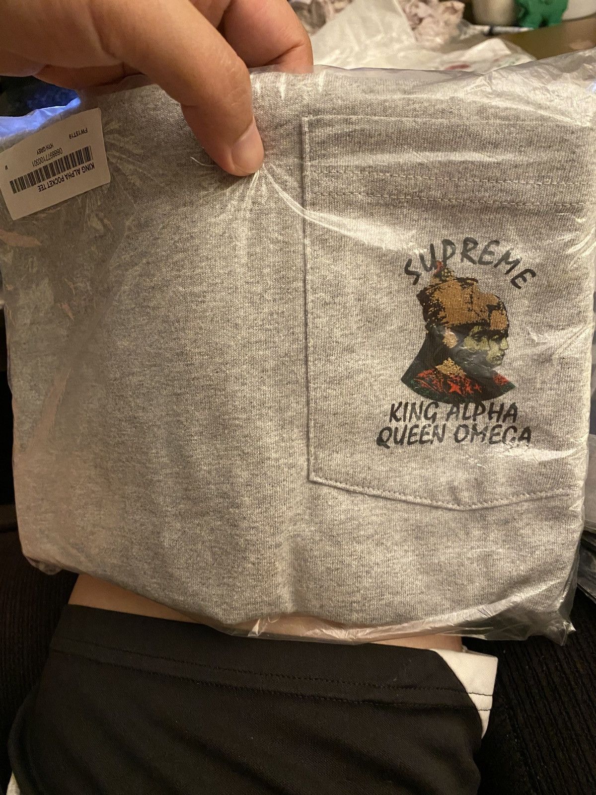 Supreme Supreme Alpha Pocket Tee Grey. Size M New Size US M / EU 48-50 / 2 - 1 Thumbnail