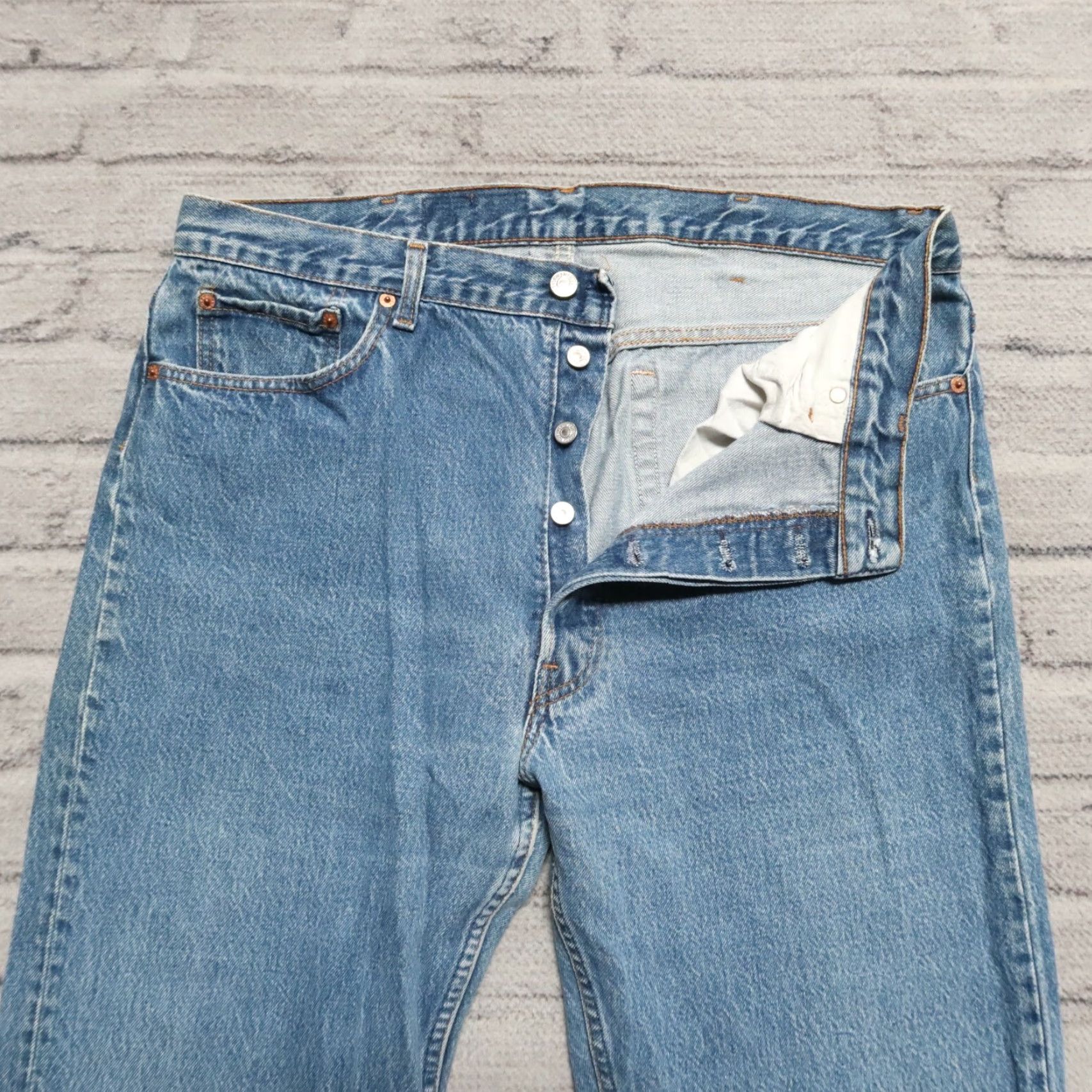 Levi's Vintage Levi's 501 XX Denim Jeans Mens 36 Medium Wash 28 1/2" 501XX Size US 36 / EU 52 - 3 Thumbnail