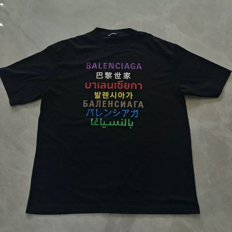 Balenciaga Balenciaga Multinational Text Barrage Short Sleeve Size US M / EU 48-50 / 2 - 1 Thumbnail