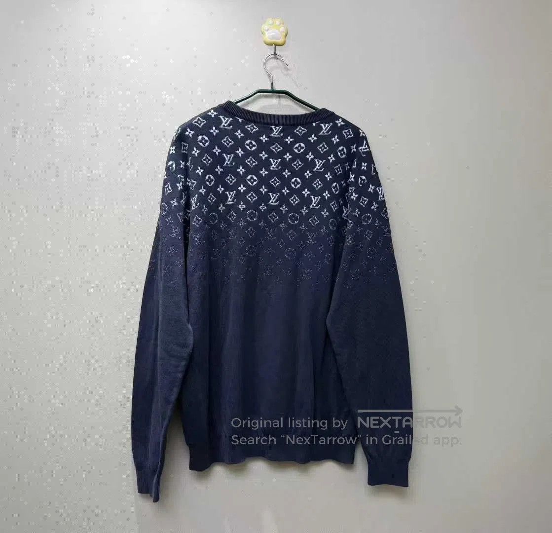 Louis Vuitton Louis Vuitton size 4L Black and Grey Gradient Full Logo Sw Size US M / EU 48-50 / 2 - 4 Thumbnail
