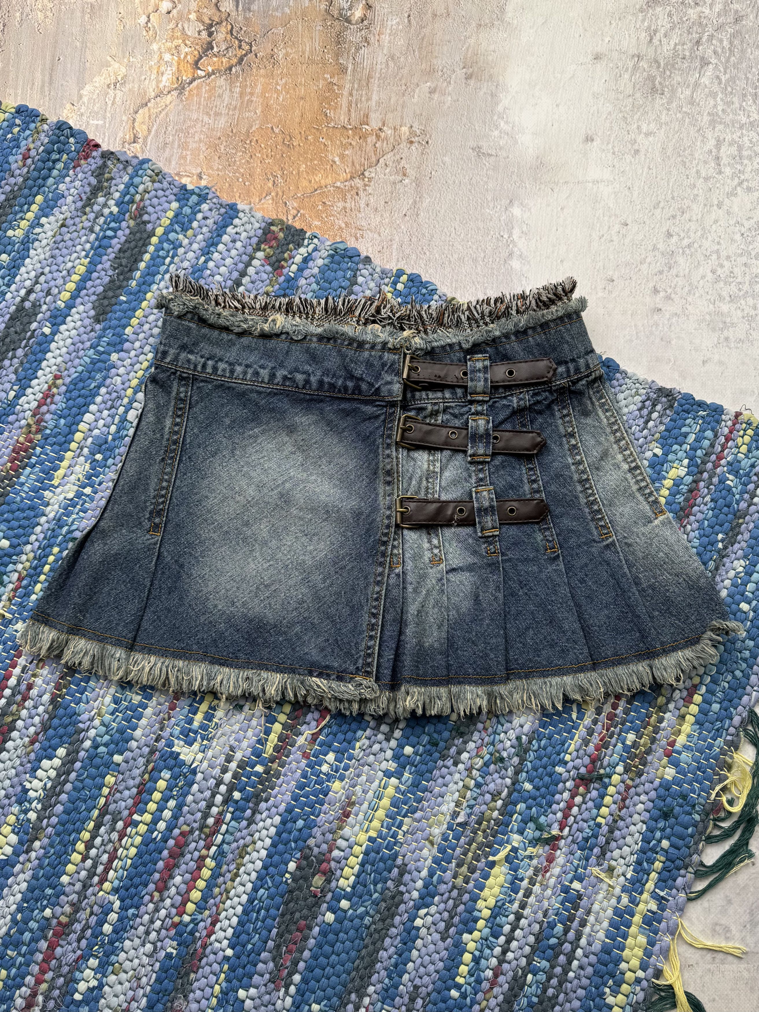 Vintage Vintage Mini Flare Skirt With Straps A565D15(147) Size 25" / US 0 / IT 36 - 1 Thumbnail
