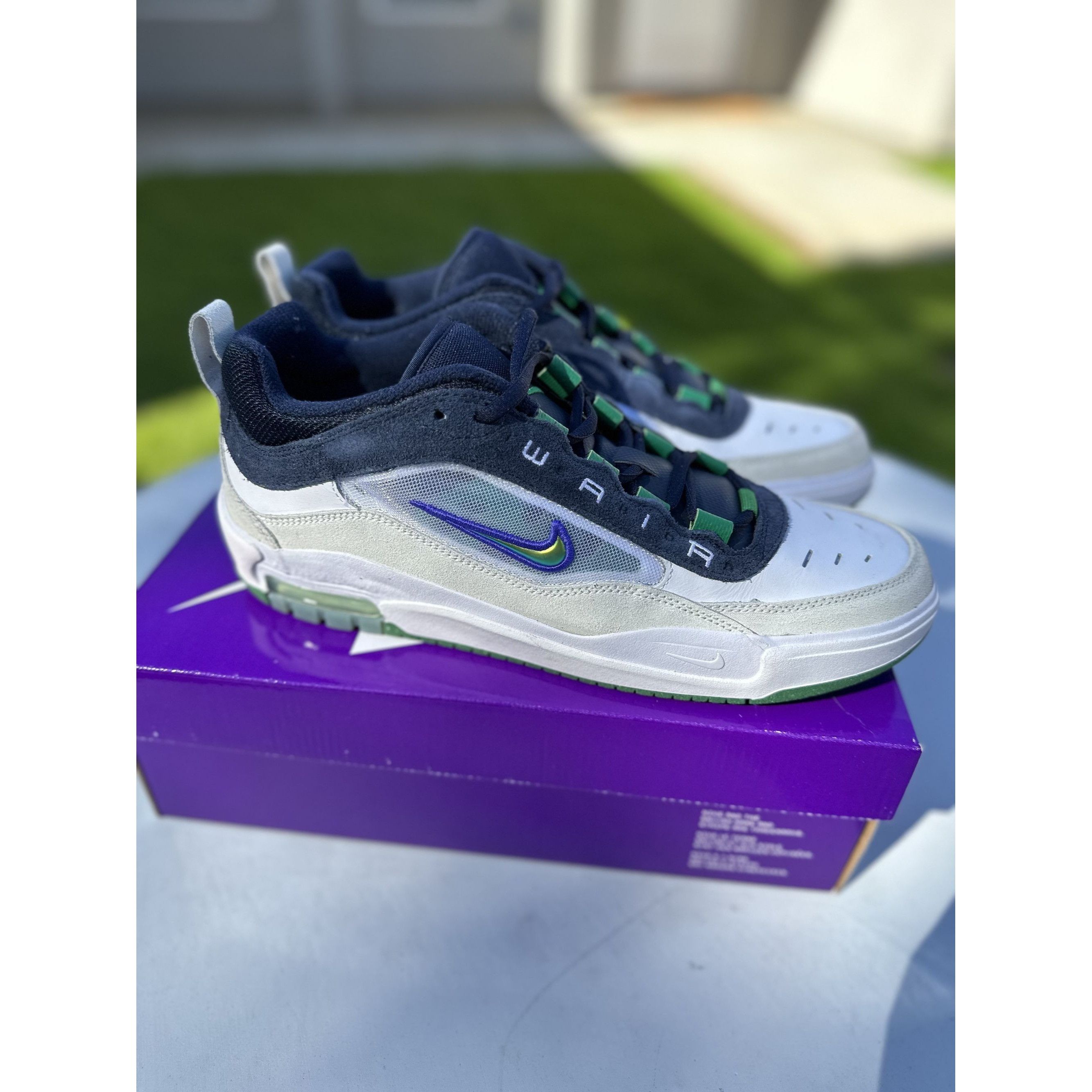 Nike Nike Air Max Ishod - Mens Athletic Shoes (Size 10.5 Mens, 12 Size US 10.5 / EU 43-44 - 10 Thumbnail