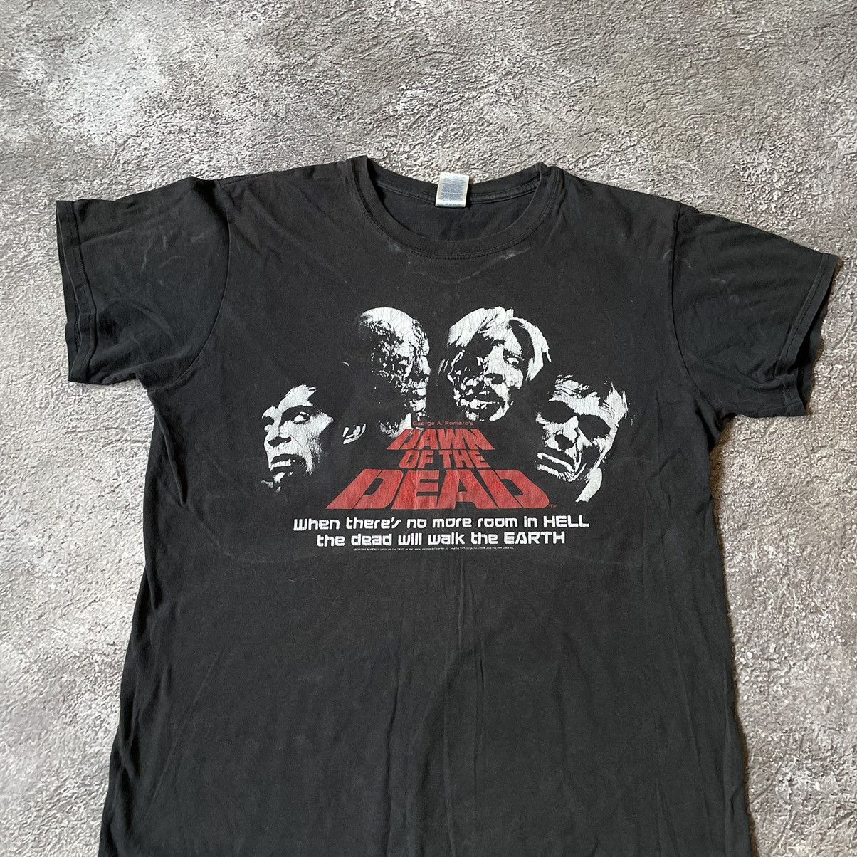 Vintage Vintage 00s Zombie Horror Graphic Tee Grunge Streetwear M Size US M / EU 48-50 / 2 - 2 Thumbnail