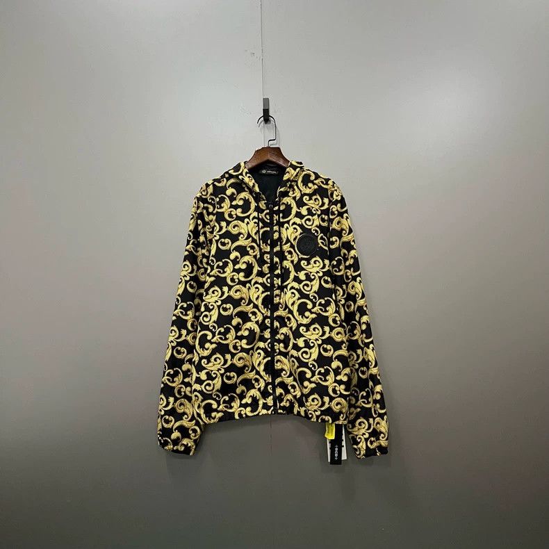 Versace Versace Baroque floral full print zip jacket Size M / US 6-8 / IT 42-44 - 1 Thumbnail