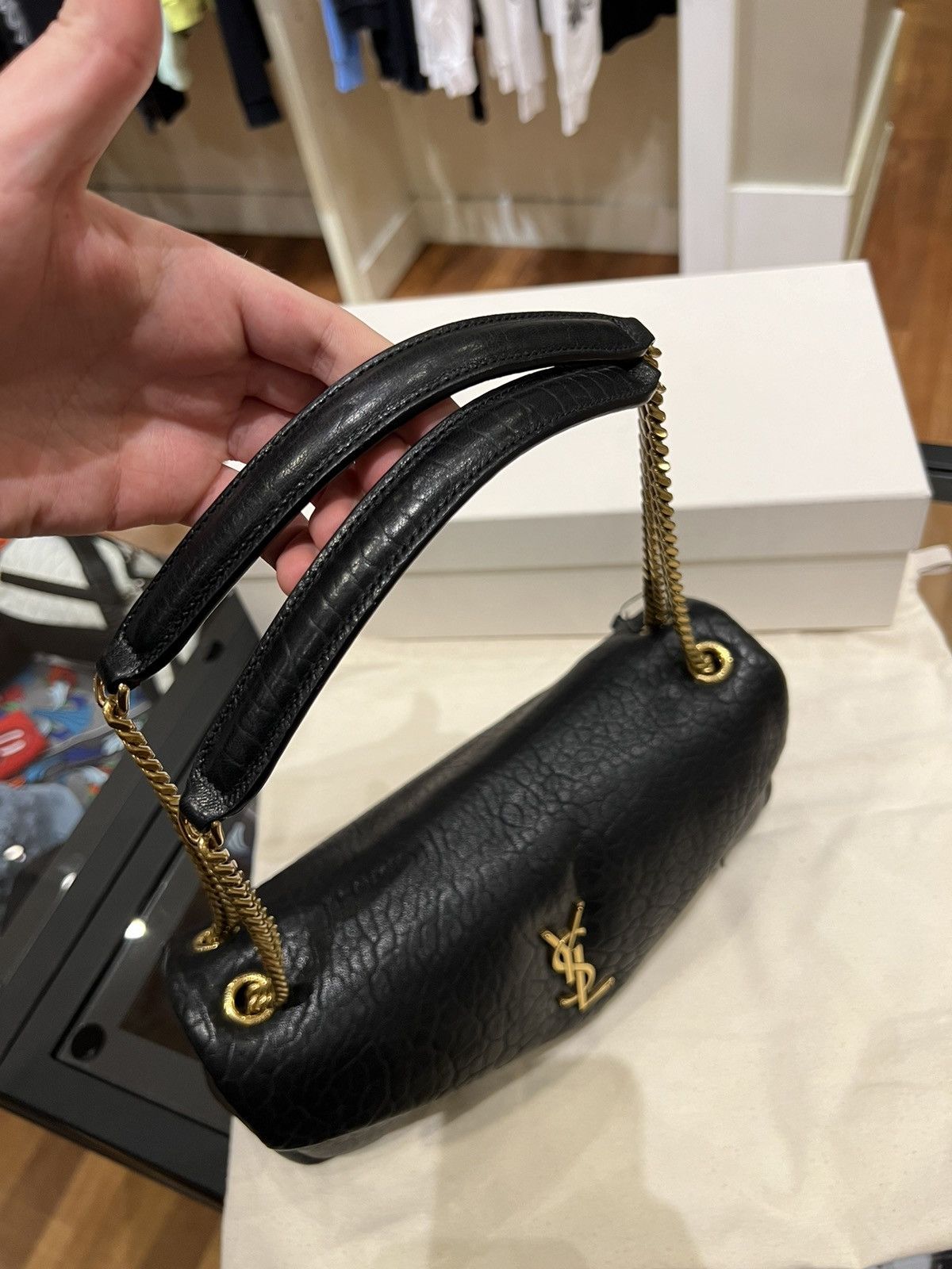 Saint Laurent Paris Saint Laurent YSL Calypso Medium in Grained Lambskin Size ONE SIZE - 4 Thumbnail