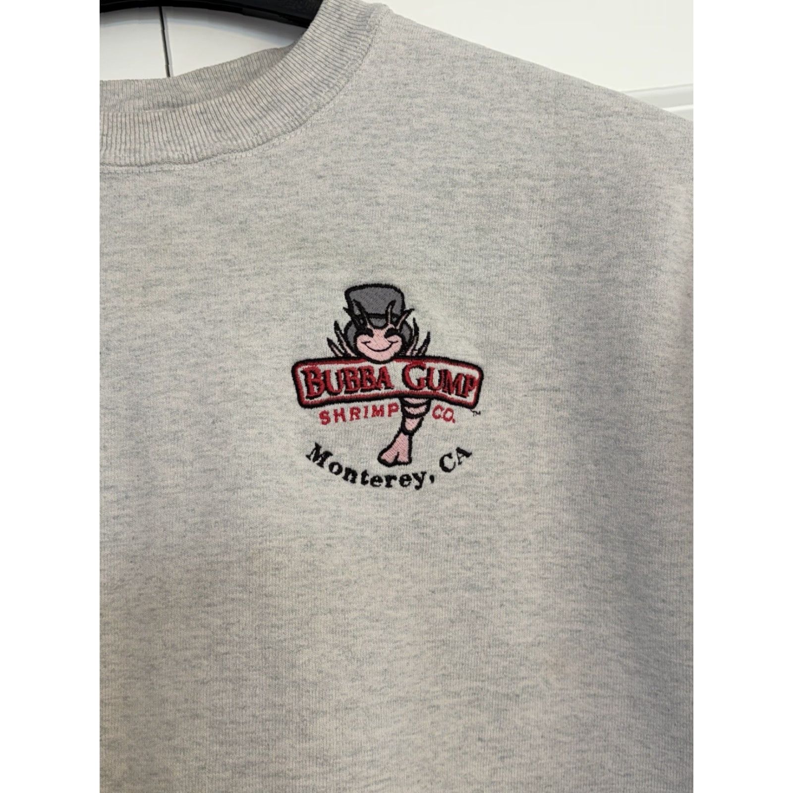 Shrimps VINTAGE Bubba Gump Shrimp Crewneck Sweatshirt Mens Shirt Medium Gray Cotton Graphic Print Crew Neck Pullover Solid USA 90s? Size US M / EU 48-50 / 2 - 3 Thumbnail