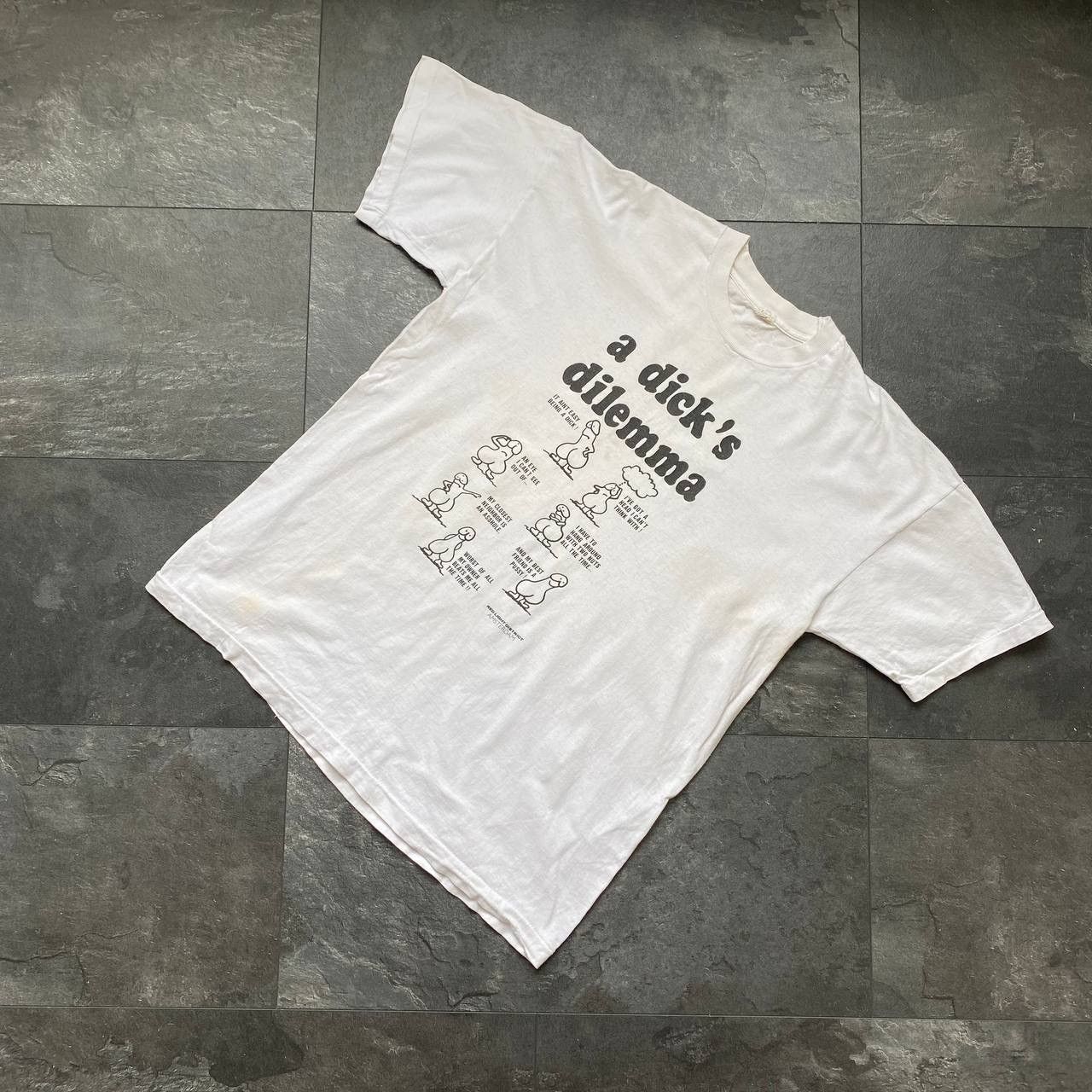 Vintage Vintage humour a dicks dilemma tee shirt Size US XL / EU 56 / 4 - 1 Thumbnail