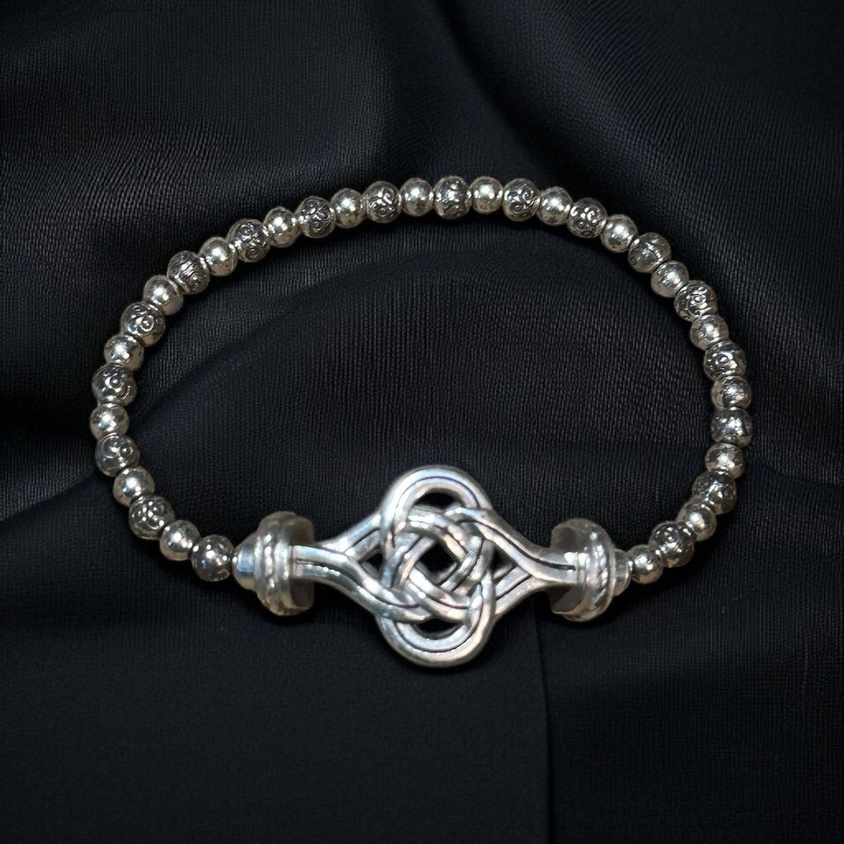 Other Silver tone Celtic knot beaded bracelet Size ONE SIZE - 1 Thumbnail