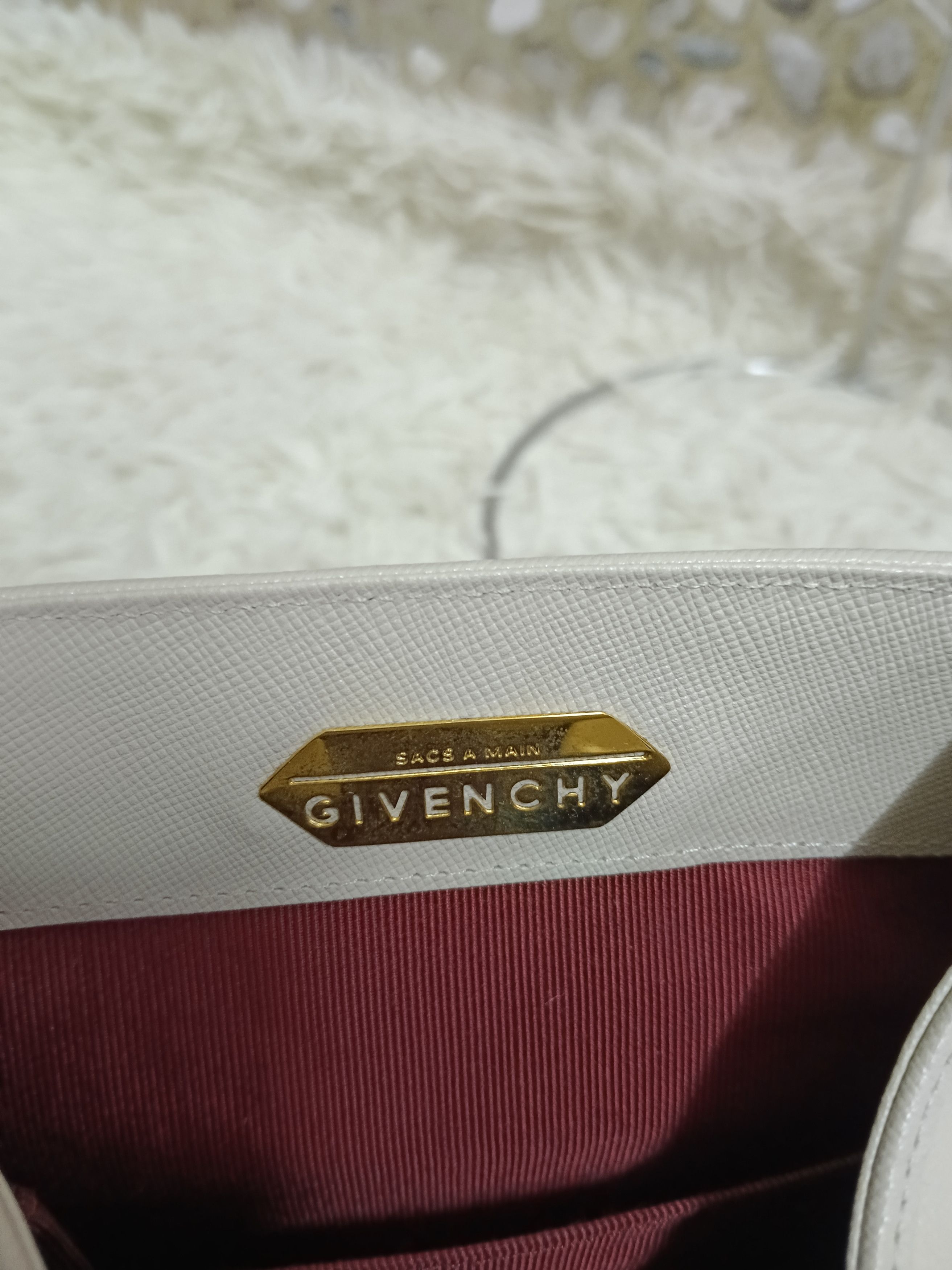 Givenchy GIVENCHY TURNLOCK BUCKLE MILK BOX Size ONE SIZE - 8 Thumbnail