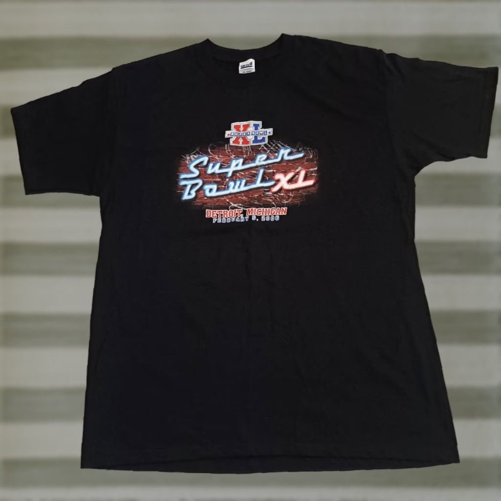 Anvil VINTAGE Super Bowl XL 2006 Detroit Michigan XL T-Shirt Anvil Unisex Adults Black Cotton Short Sleeve Crew Neck Football NFL 2000s XL Size US XL / EU 56 / 4 - 1 Thumbnail