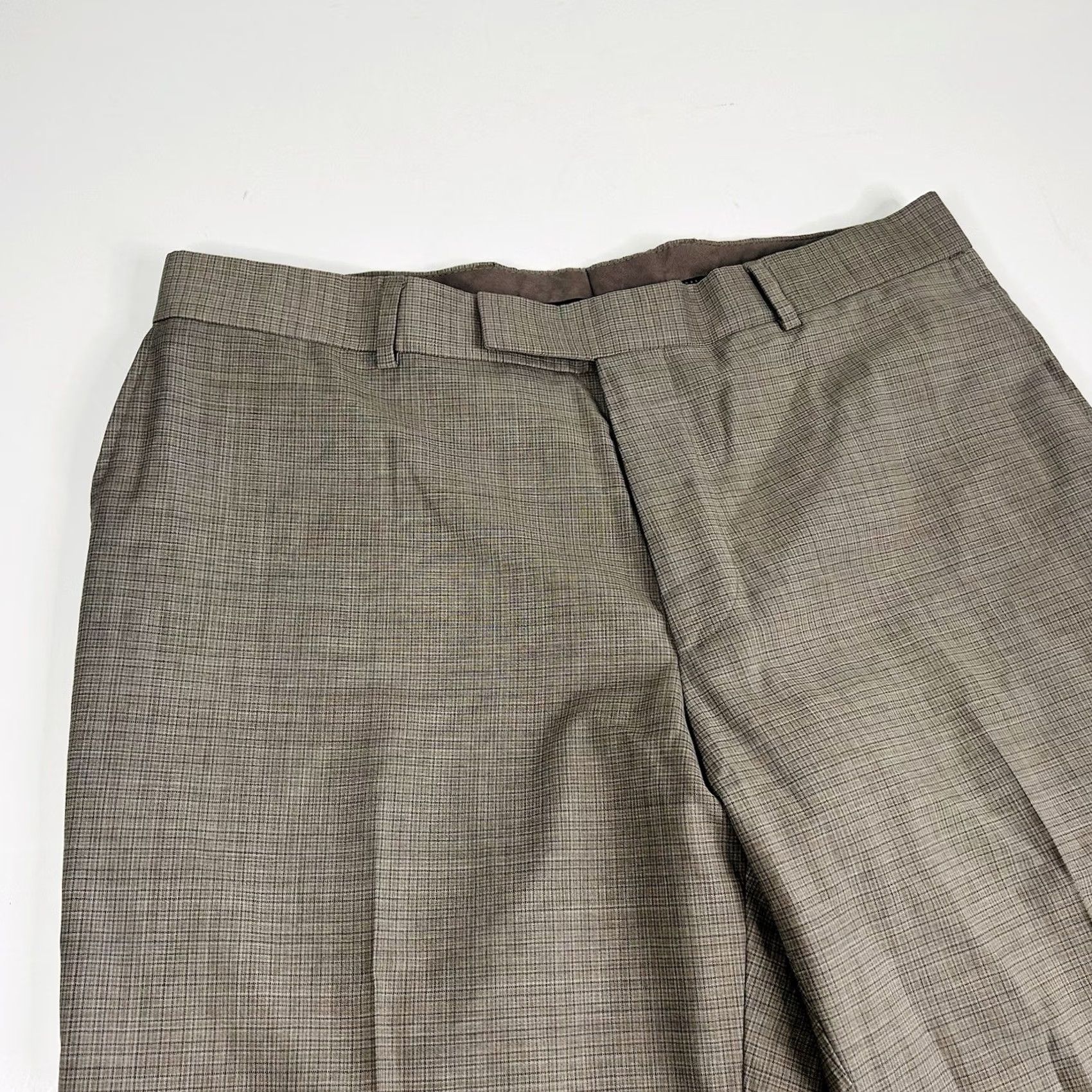 Hugo Boss Hugo Boss Dress Pants 36 x 27 Beige Plaid Flat Front Wool 100% Wool Men Pants Regular Inseam 27 Mens Size US 36 / EU 52 - 2 Thumbnail