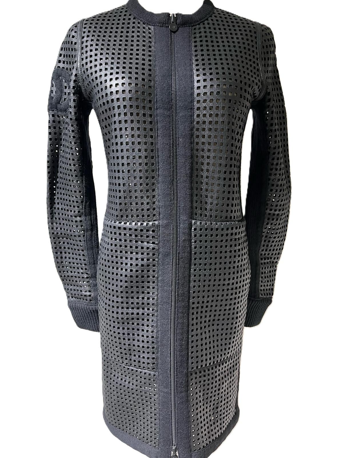 Chanel Chanel Coat Size XXS / US 00 / IT 34 - 1 Thumbnail