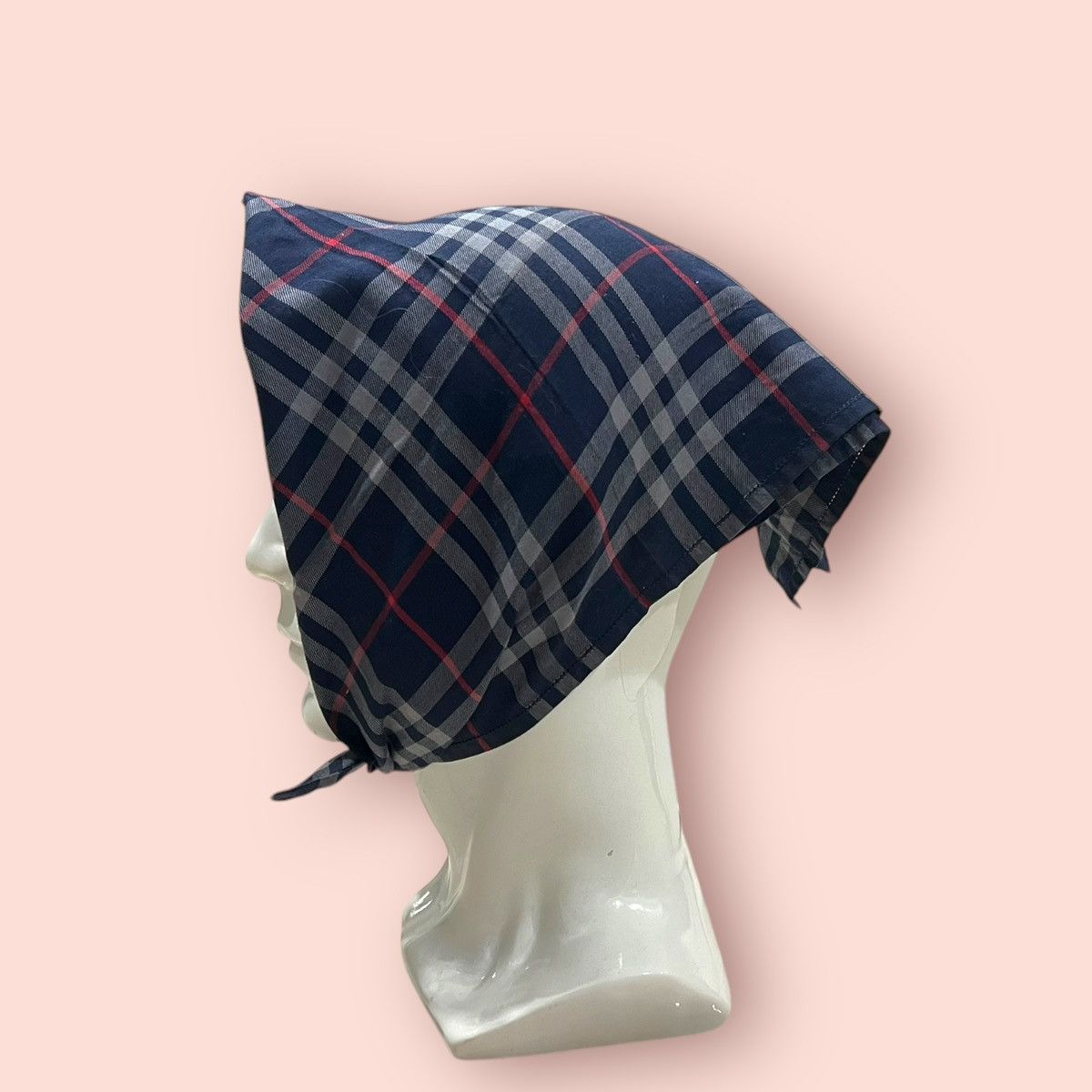 Burberry × Designer ICONIC BURBERRYS BLACK LABEL PLAID NOVA CHECK HANDKERCHIEF Size ONE SIZE - 18 Thumbnail