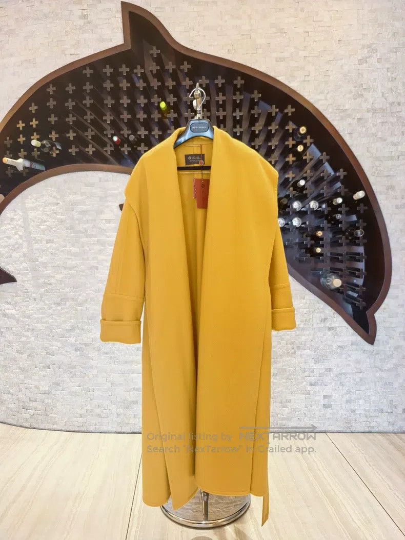 Loro Piana Loro Piana Exquisite showy coat Size S / US 4 / IT 40 - 1 Thumbnail