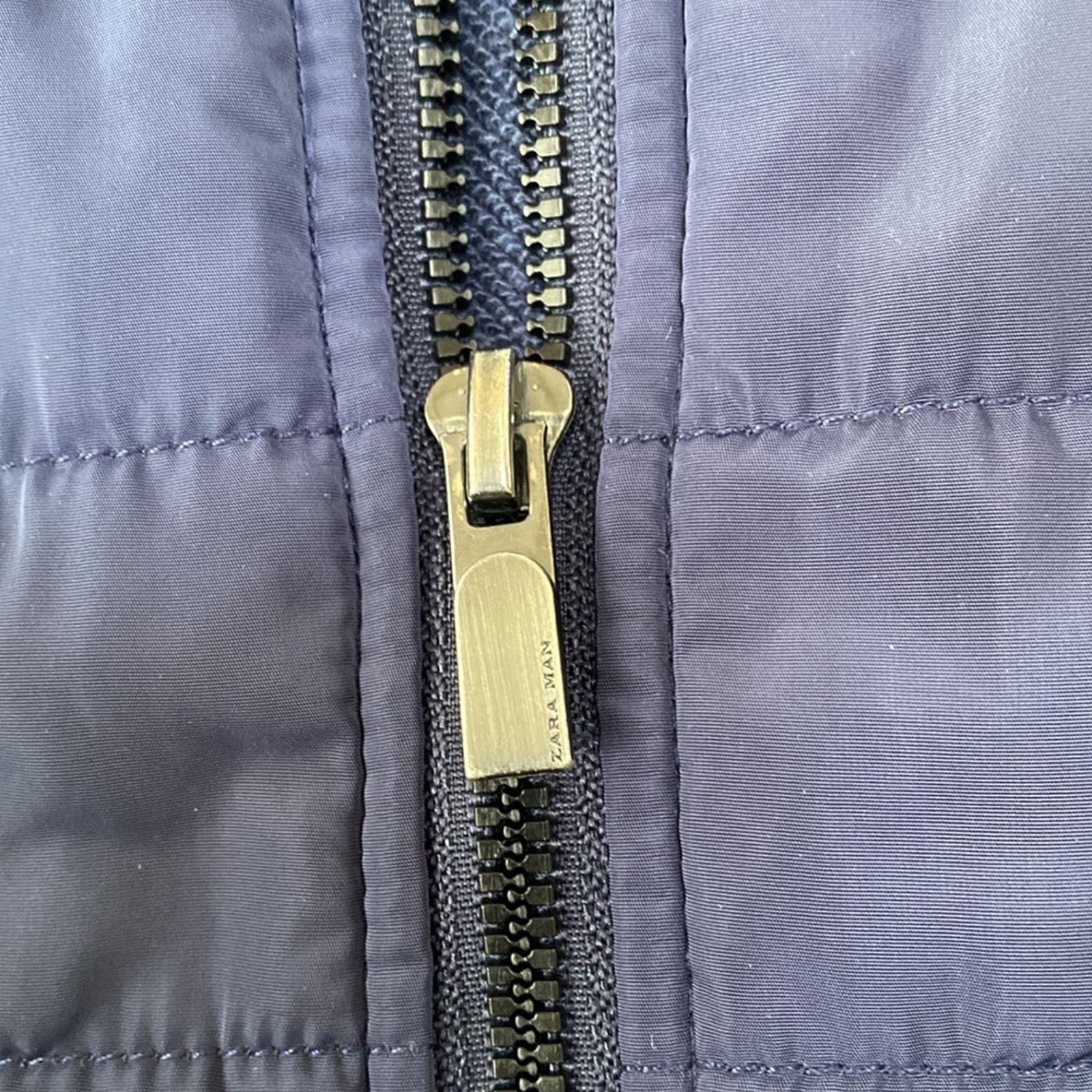 Zara Zara Man Navy Vest Medium Size US M / EU 48-50 / 2 - 5 Thumbnail