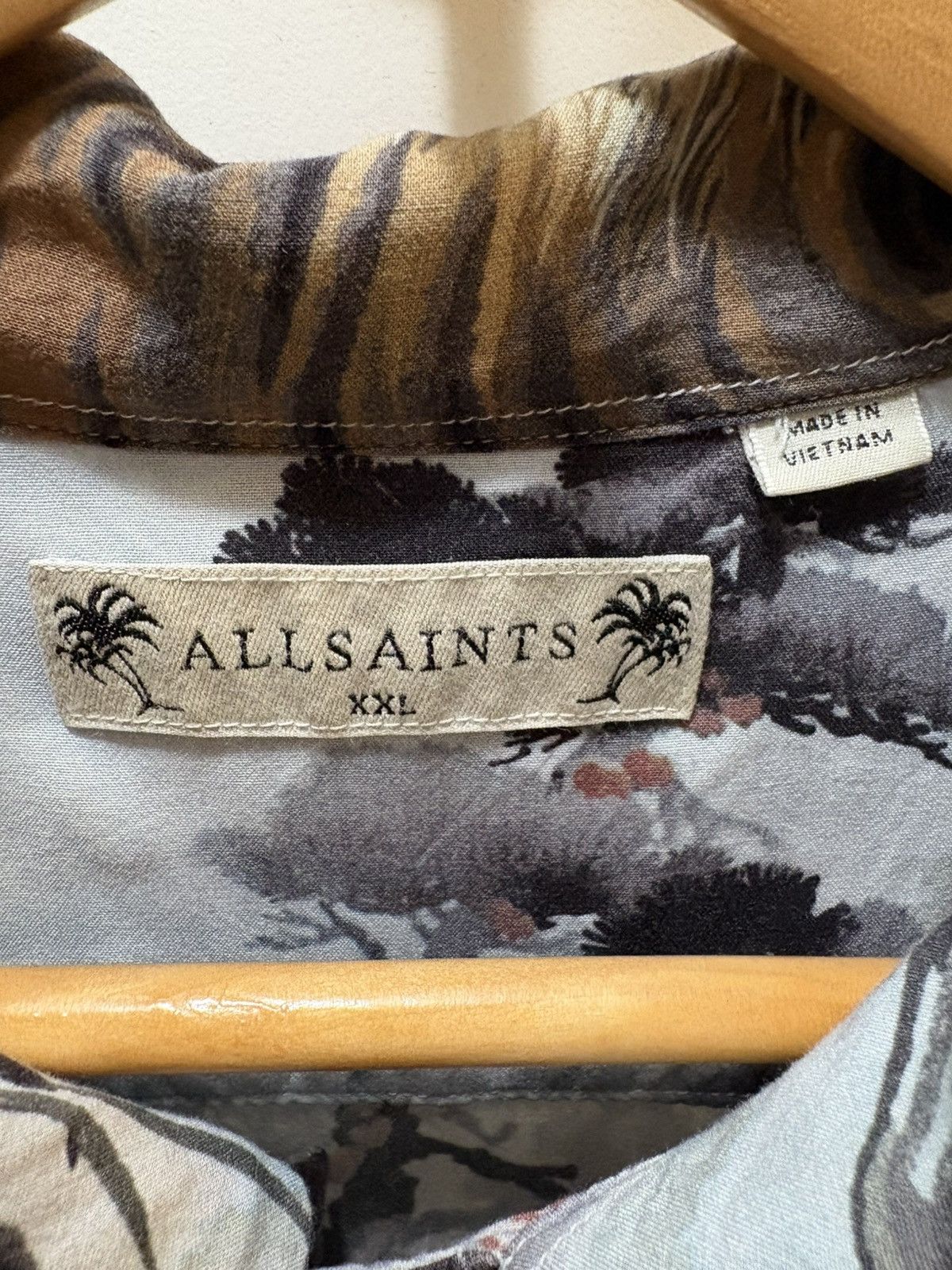 Allsaints AllSaints Tiger Button Up Hawaiian Shirt Size US XXL / EU 58 / 5 - 3 Thumbnail