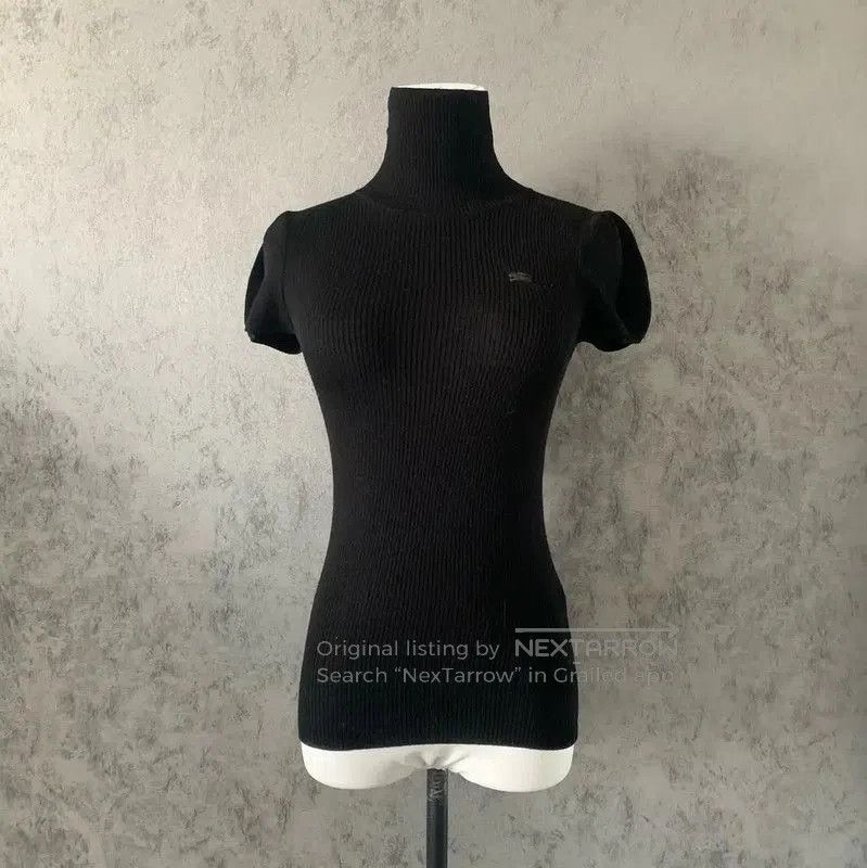 Burberry Burberry Black Wool Short Sleeve T-Shirt. Size M / US 6-8 / IT 42-44 - 3 Thumbnail