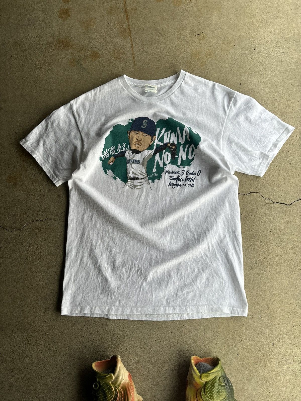 MLB × Vintage Crazy Seattle Mariners Hisashi Iwakuma 2015 Bobblehead Tee Size US M / EU 48-50 / 2 - 1 Thumbnail